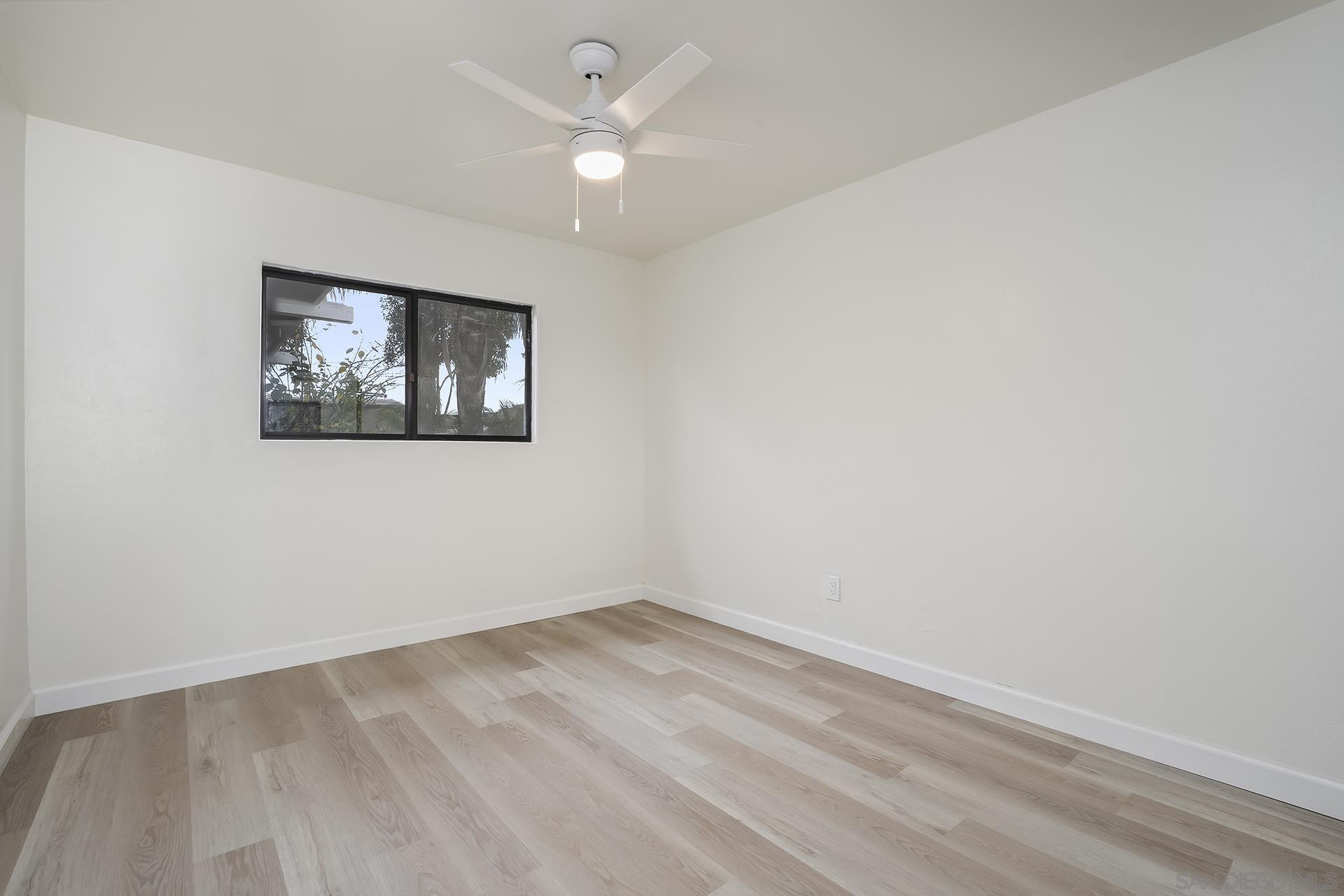 Detail Gallery Image 16 of 25 For 9213  Fenway Rd, Santee,  CA 92071 - 4 Beds | 2 Baths