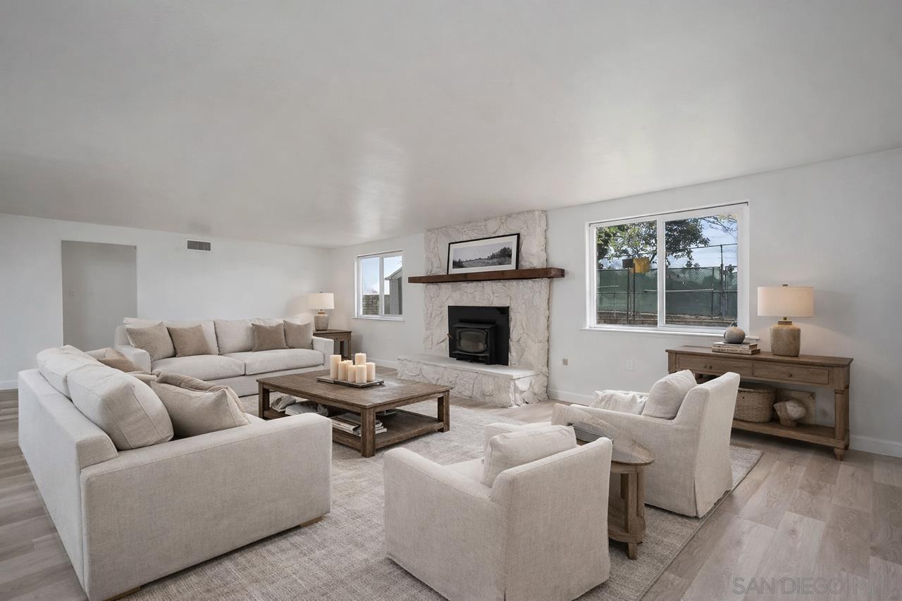 Detail Gallery Image 8 of 25 For 9213  Fenway Rd, Santee,  CA 92071 - 4 Beds | 2 Baths