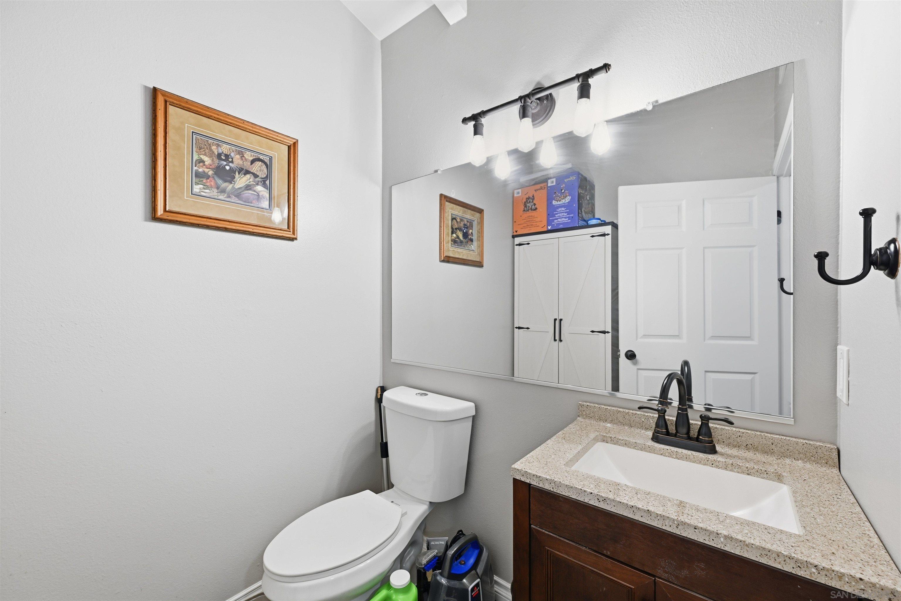 Detail Gallery Image 7 of 31 For 15823  Davis Cup Ln, Ramona,  CA 92065 - 3 Beds | 2/1 Baths