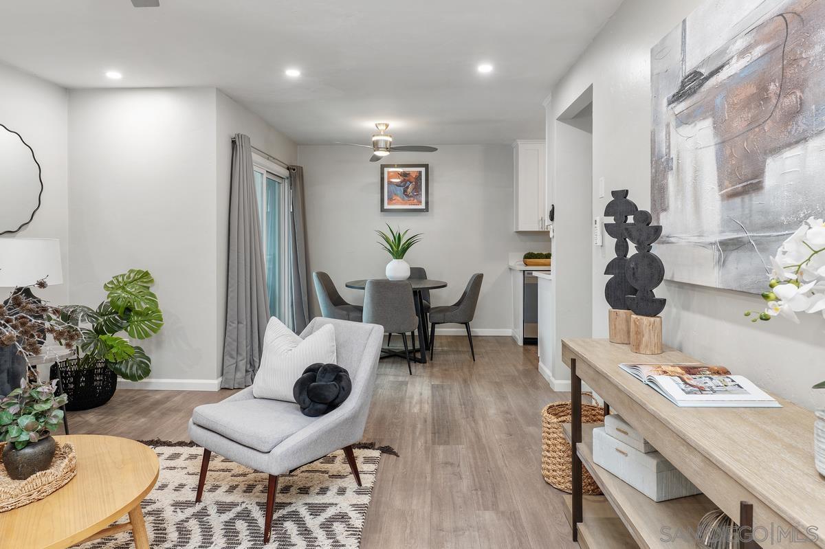 Detail Gallery Image 3 of 20 For 4750  Noyes St  #218,  San Diego,  CA 92109 - 2 Beds | 1 Baths