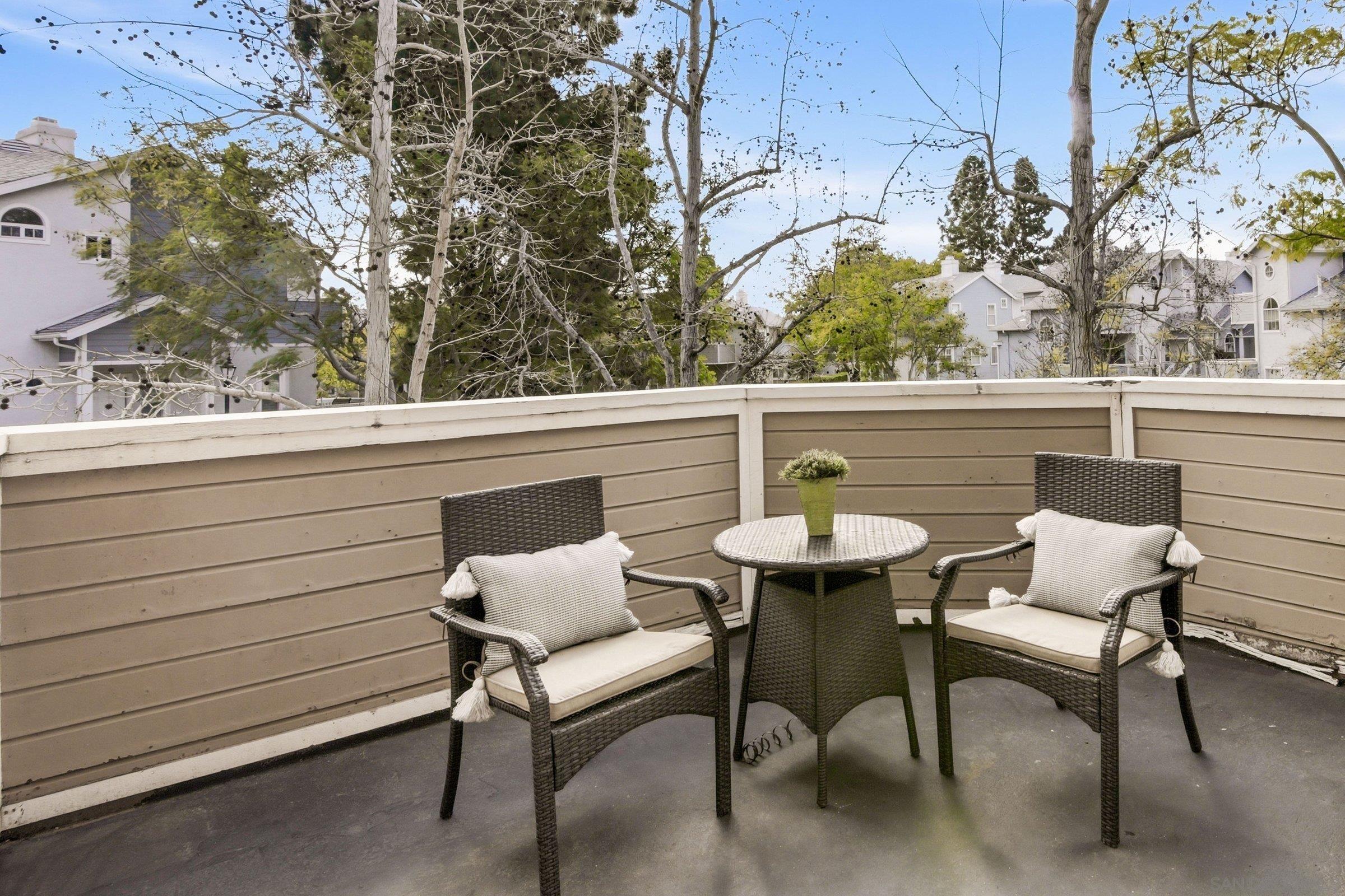 Detail Gallery Image 6 of 31 For 9980  Scripps Vista Way  #98,  San Diego,  CA 92131 - 3 Beds | 3 Baths