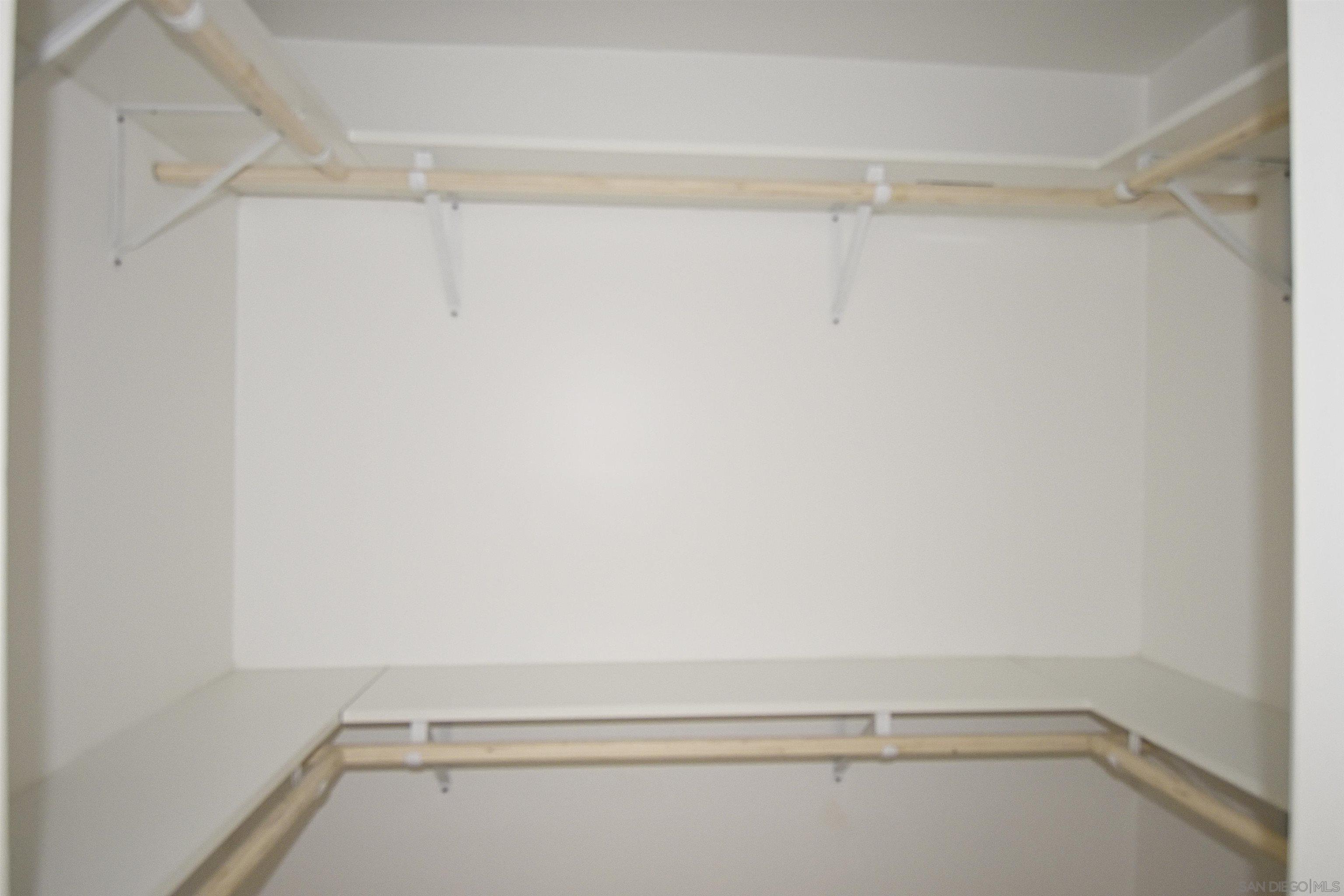 Detail Gallery Image 19 of 44 For 4646  Coconino Way, San Diego,  CA 92117 - 4 Beds | 3 Baths