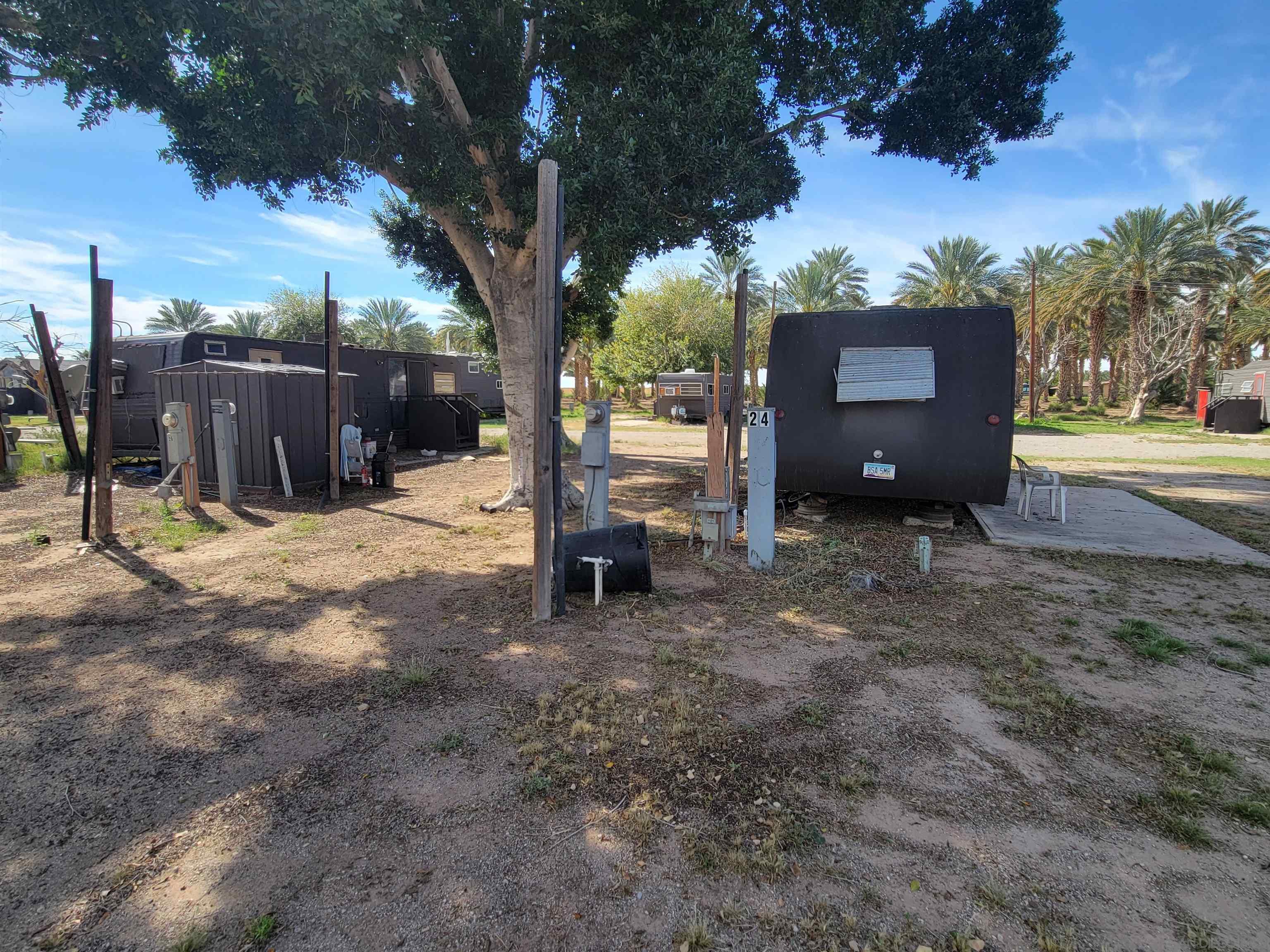 Detail Gallery Image 12 of 42 For 1425-1429  York Dr, –,  CA 92283 - – Beds | – Baths