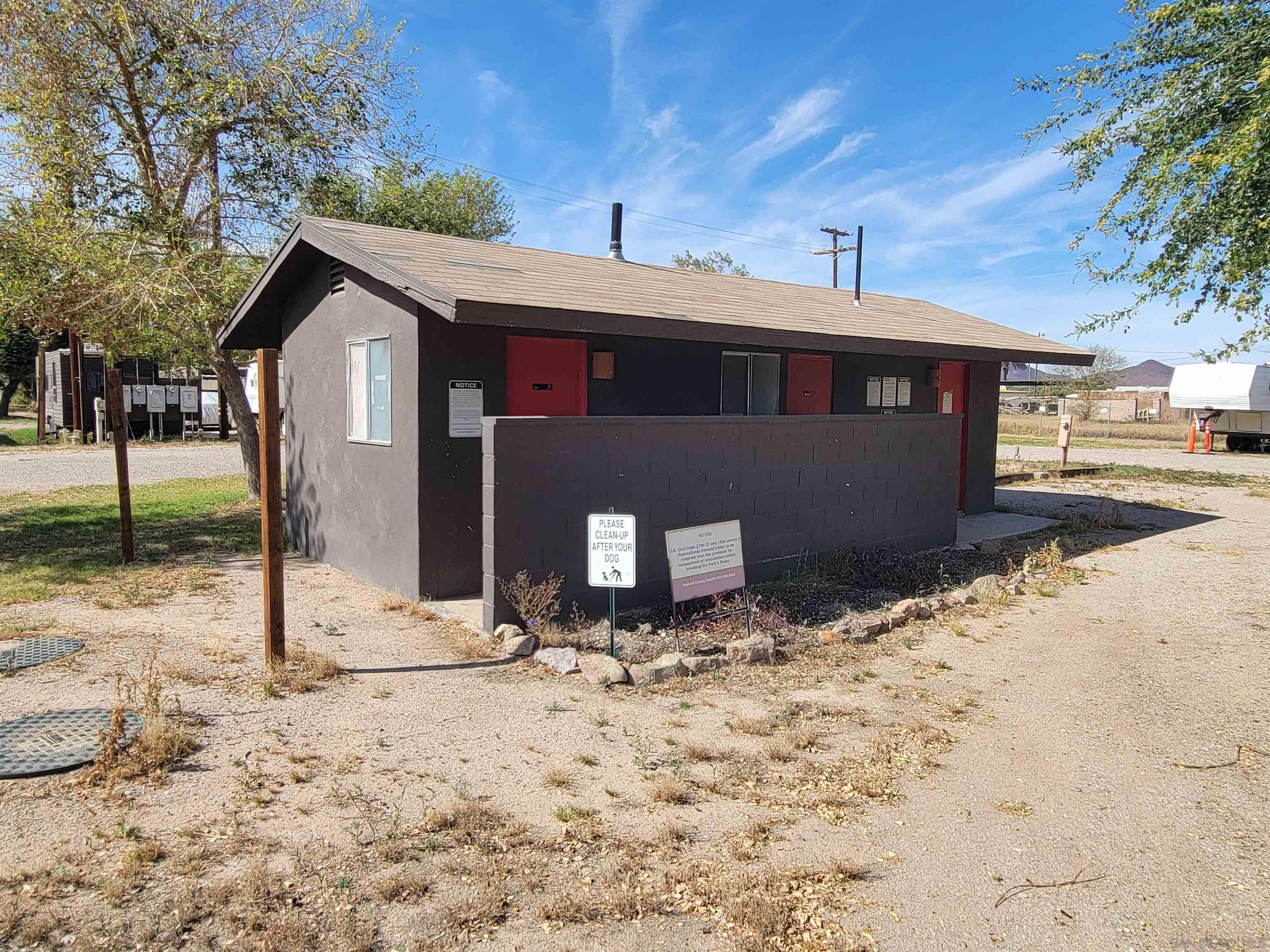 Detail Gallery Image 19 of 42 For 1425-1429  York Dr, –,  CA 92283 - – Beds | – Baths