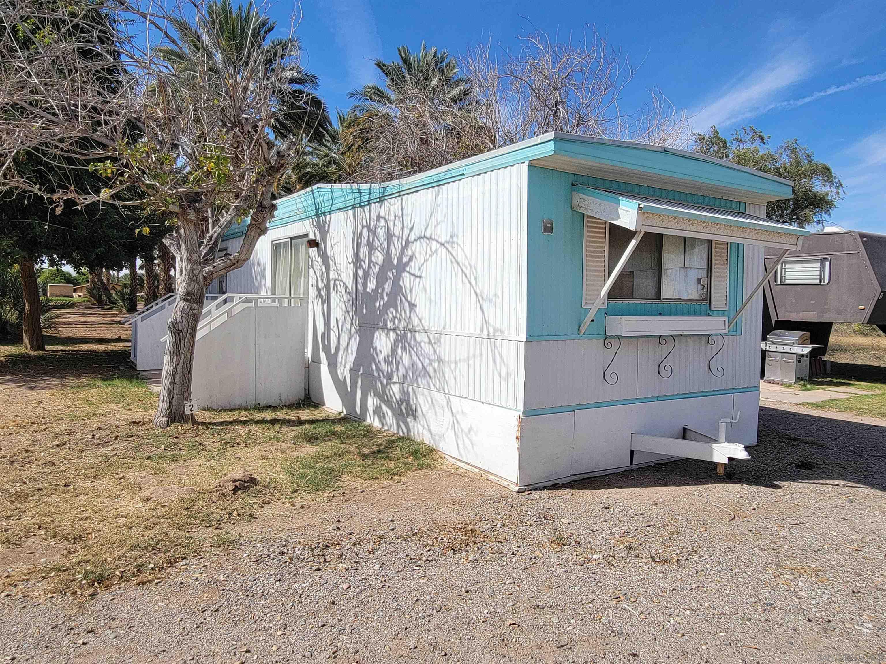 Detail Gallery Image 20 of 42 For 1425-1429  York Dr, –,  CA 92283 - – Beds | – Baths