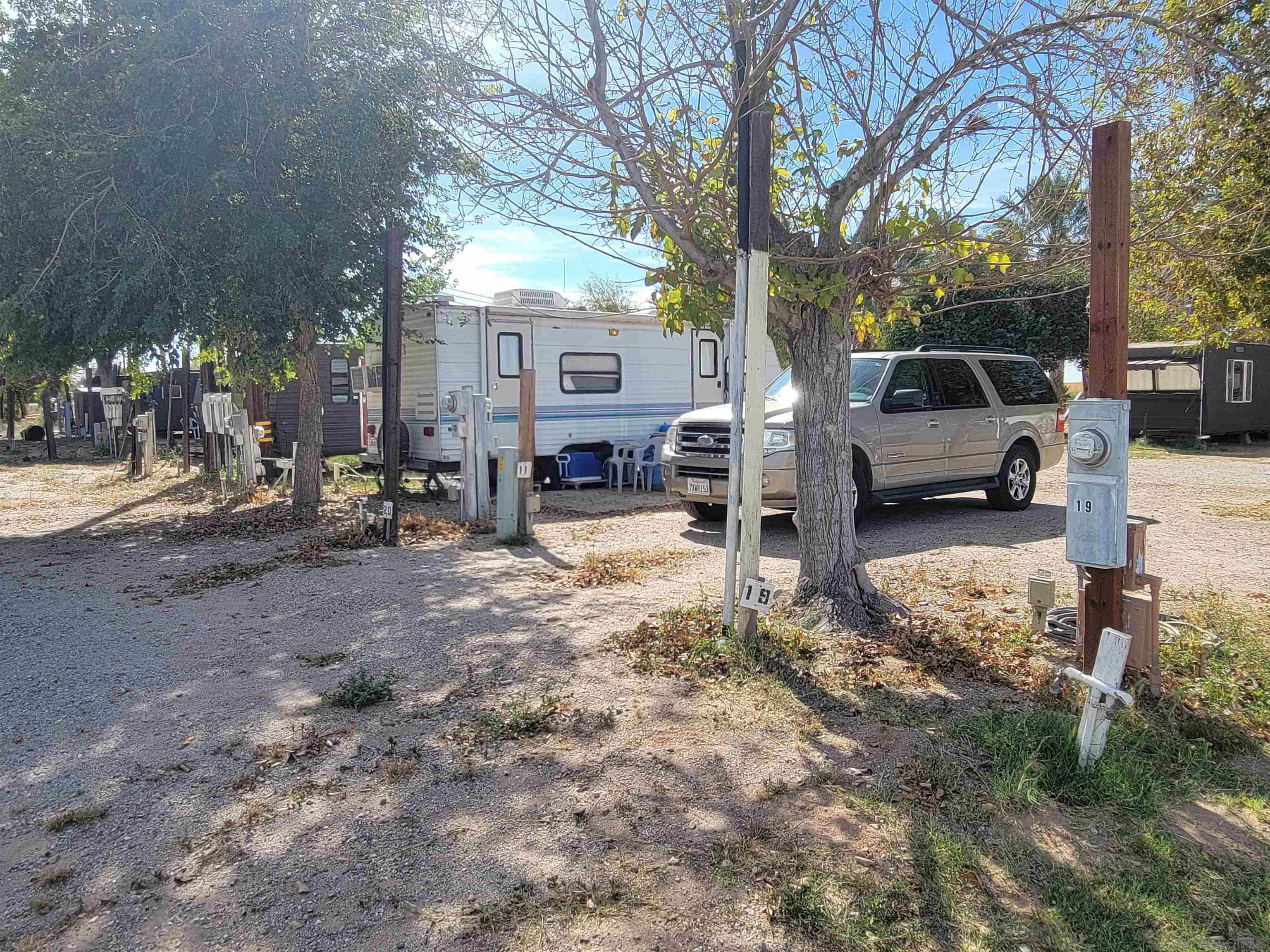 Detail Gallery Image 23 of 42 For 1425-1429  York Dr, –,  CA 92283 - – Beds | – Baths