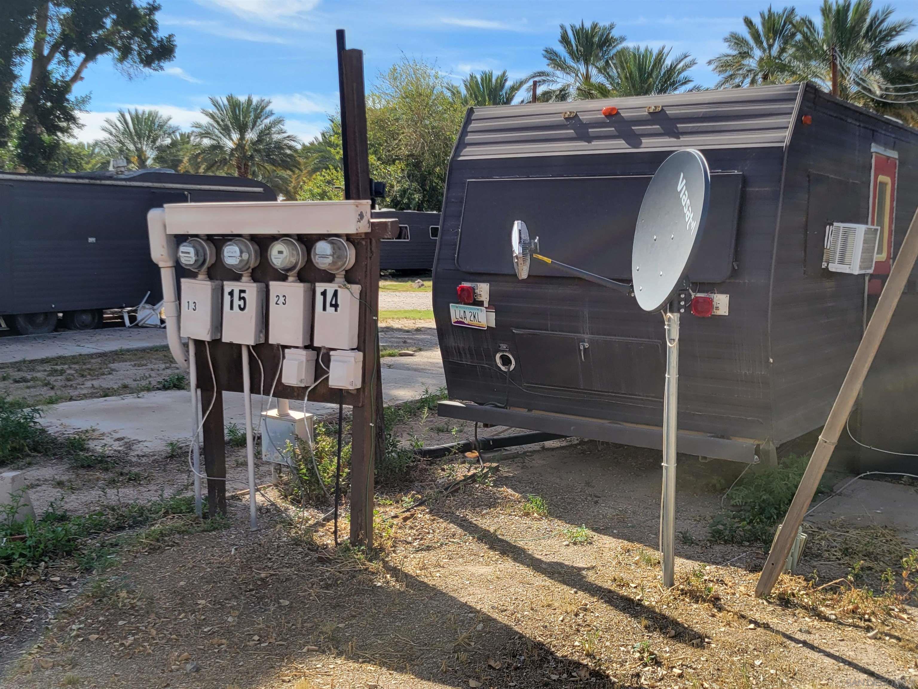 Detail Gallery Image 26 of 42 For 1425-1429  York Dr, –,  CA 92283 - – Beds | – Baths