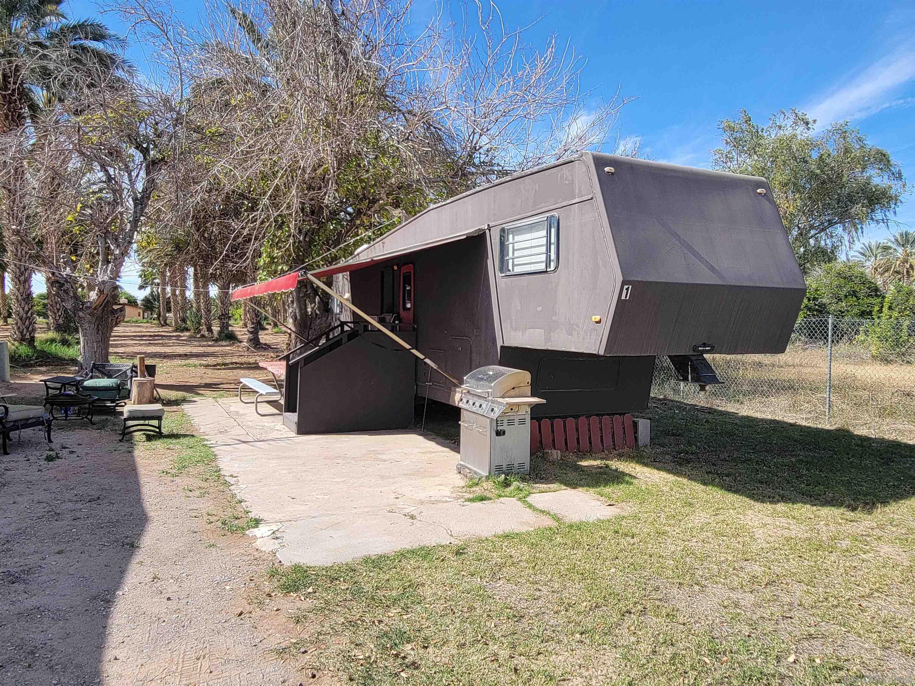 Detail Gallery Image 35 of 42 For 1425-1429  York Dr, –,  CA 92283 - – Beds | – Baths