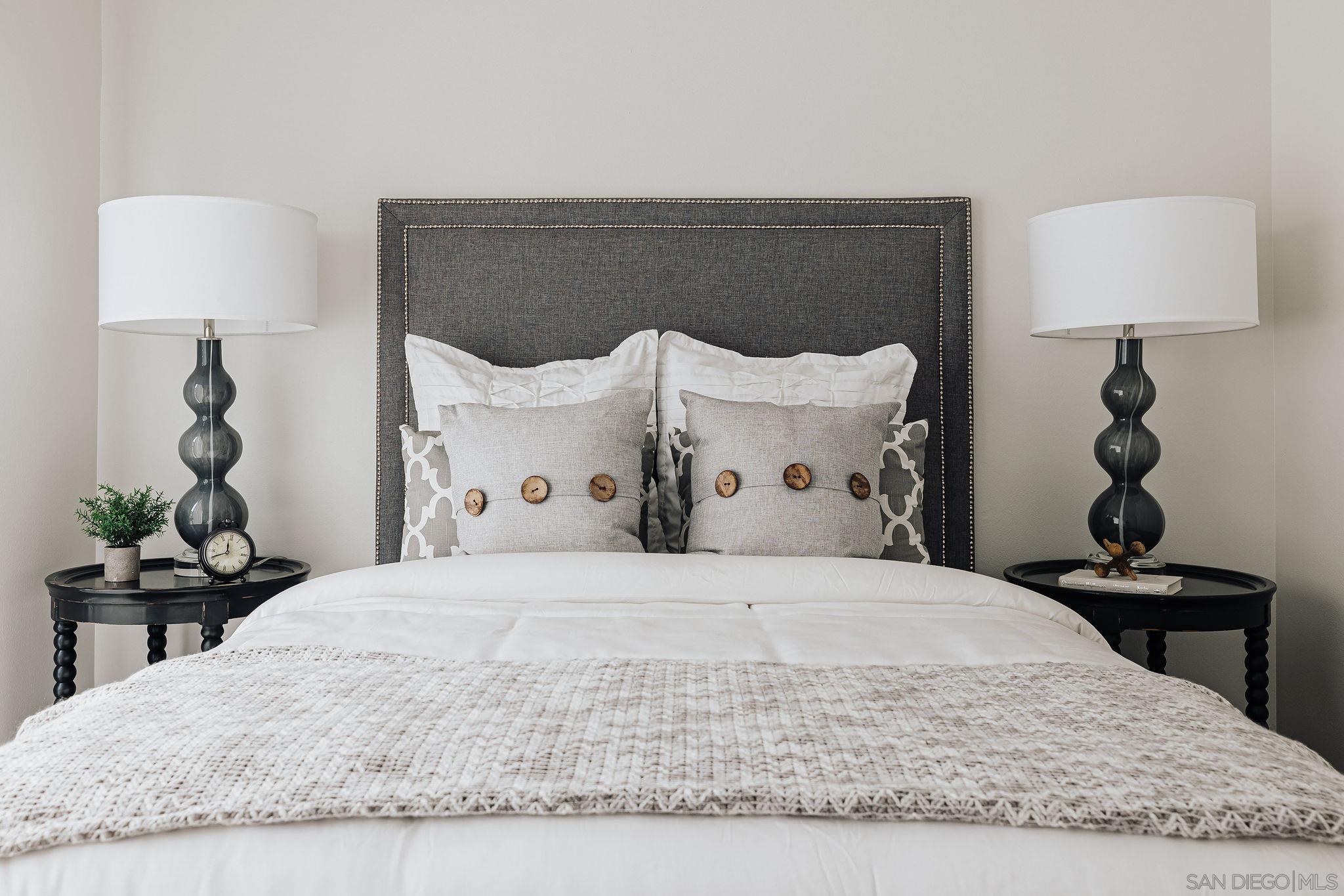 Detail Gallery Image 33 of 50 For 4652  Don Lorenzo Dr  a,  Los Angeles,  CA 90008 - 3 Beds | 3 Baths