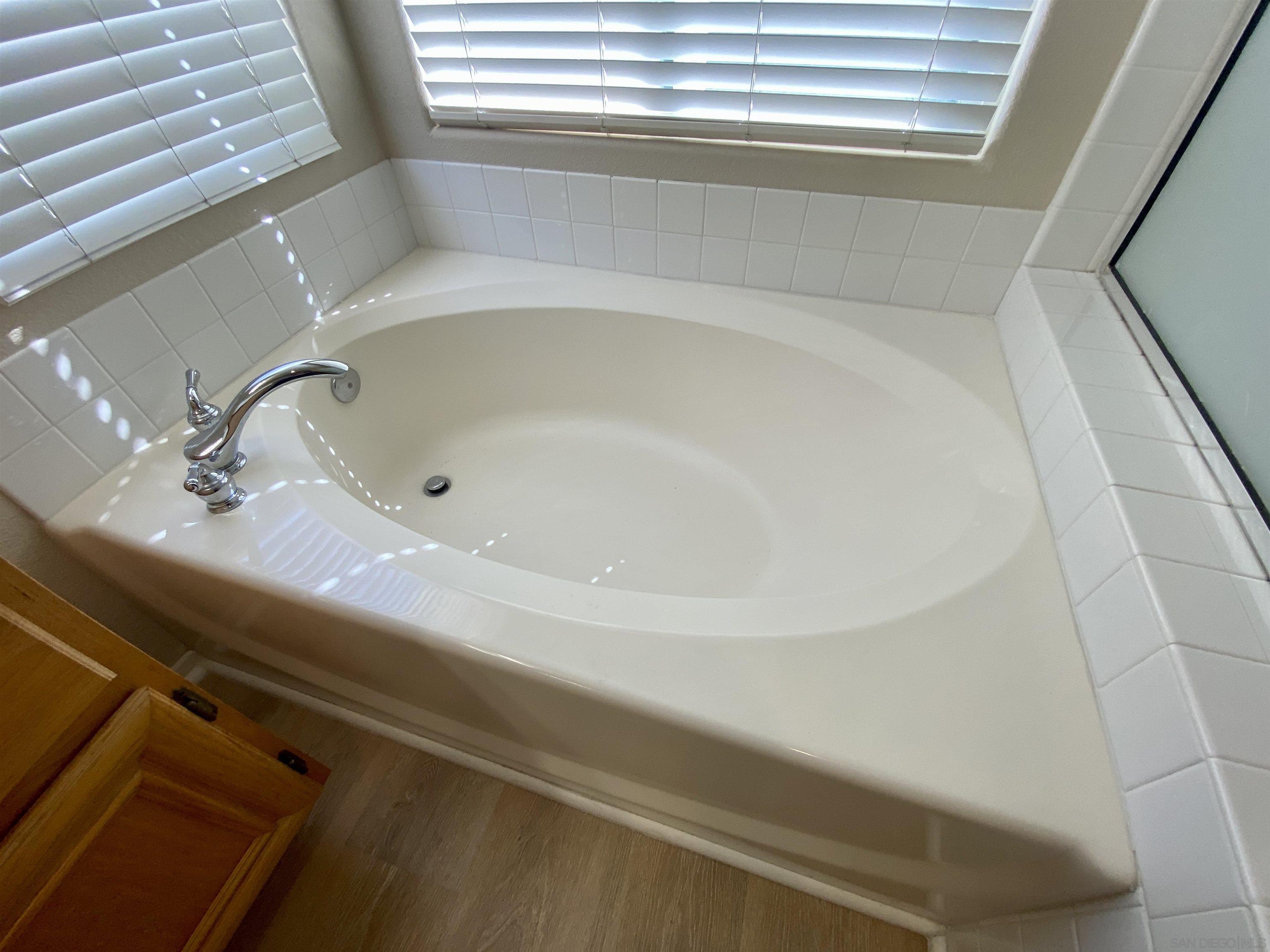 Detail Gallery Image 17 of 49 For 18771  Caminito Pasadero  67, San Diego,  CA 92128 - 4 Beds | 3 Baths