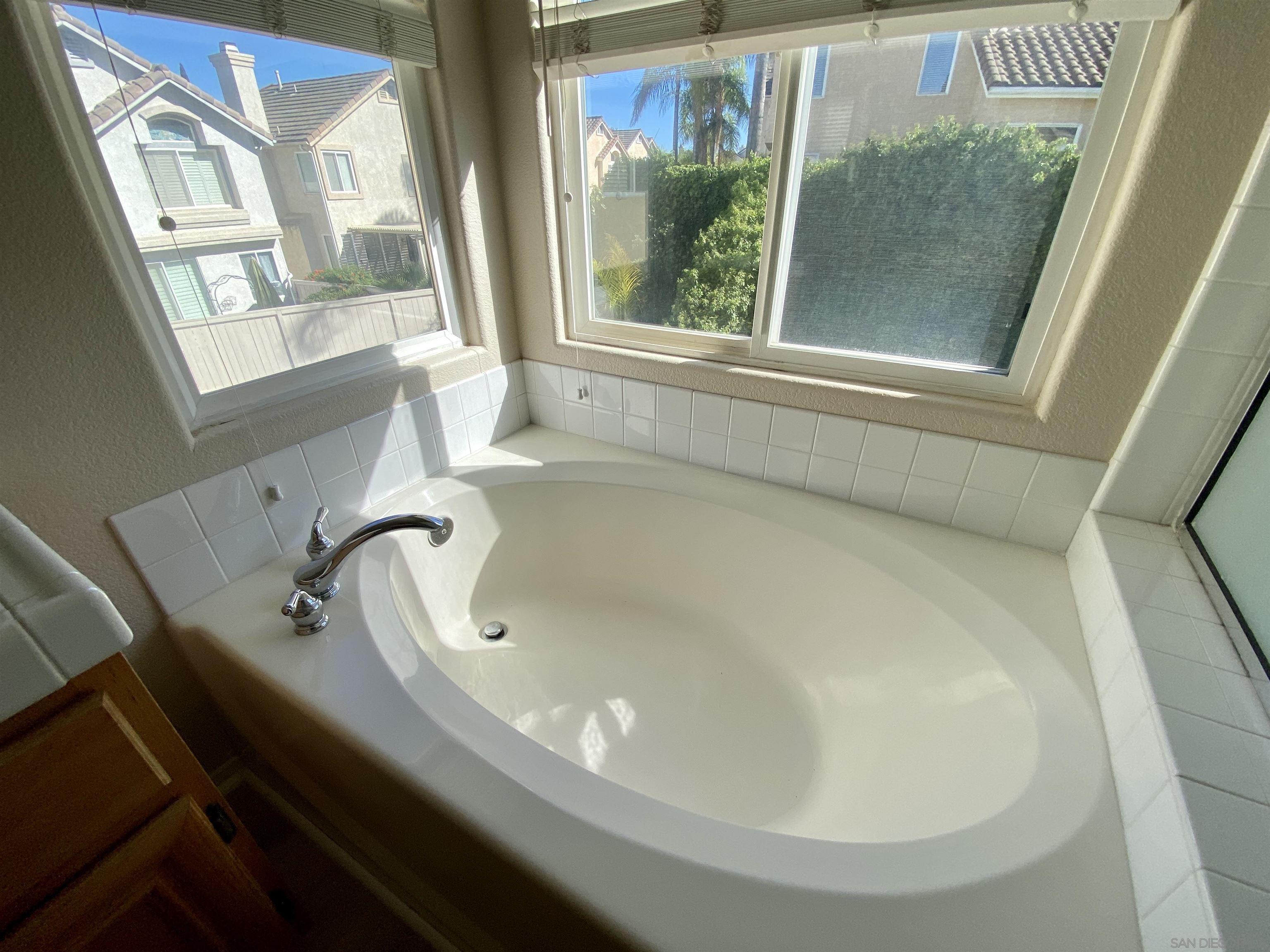 Detail Gallery Image 24 of 49 For 18771  Caminito Pasadero  67, San Diego,  CA 92128 - 4 Beds | 3 Baths