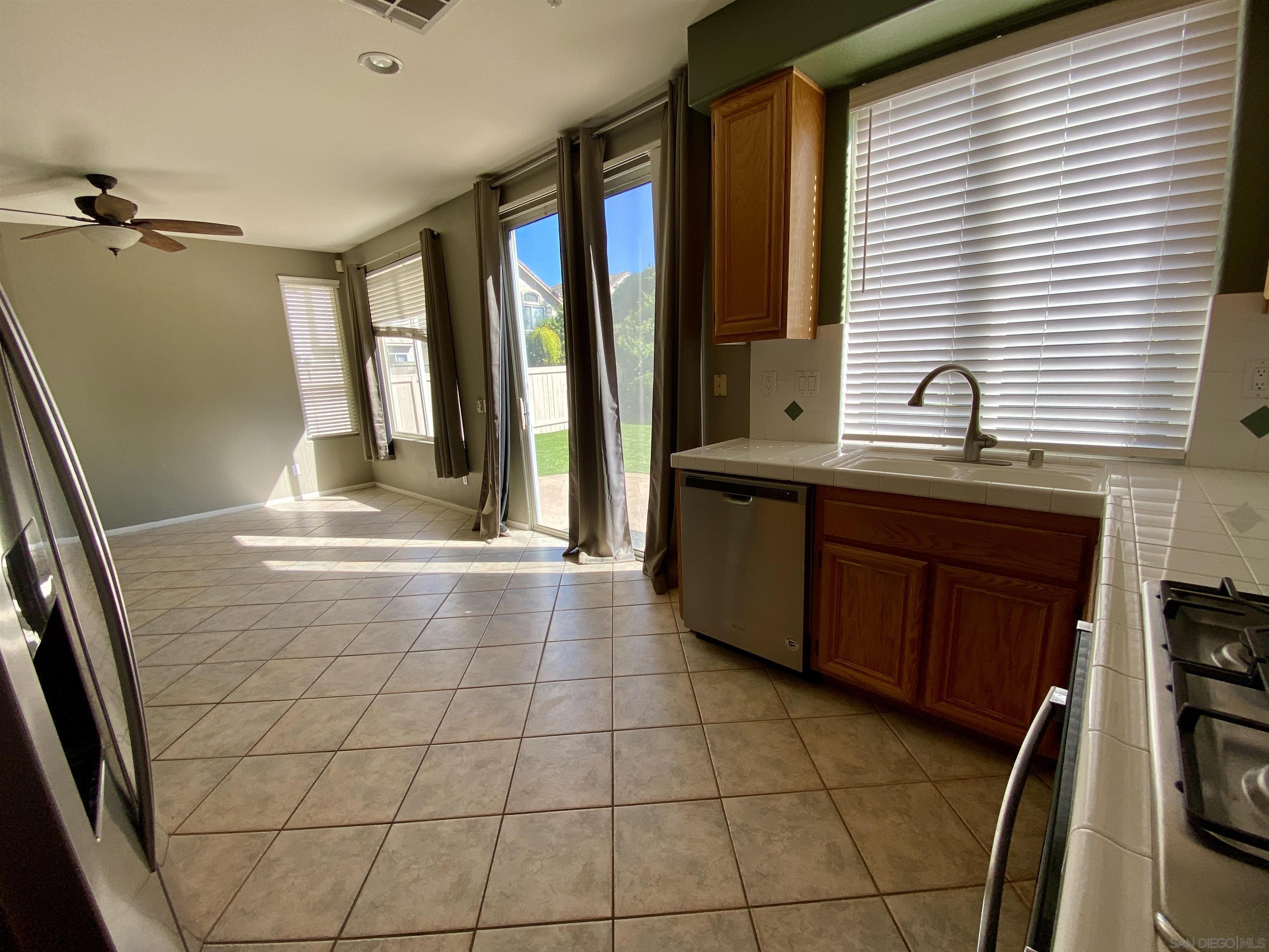 Detail Gallery Image 34 of 49 For 18771  Caminito Pasadero  67, San Diego,  CA 92128 - 4 Beds | 3 Baths