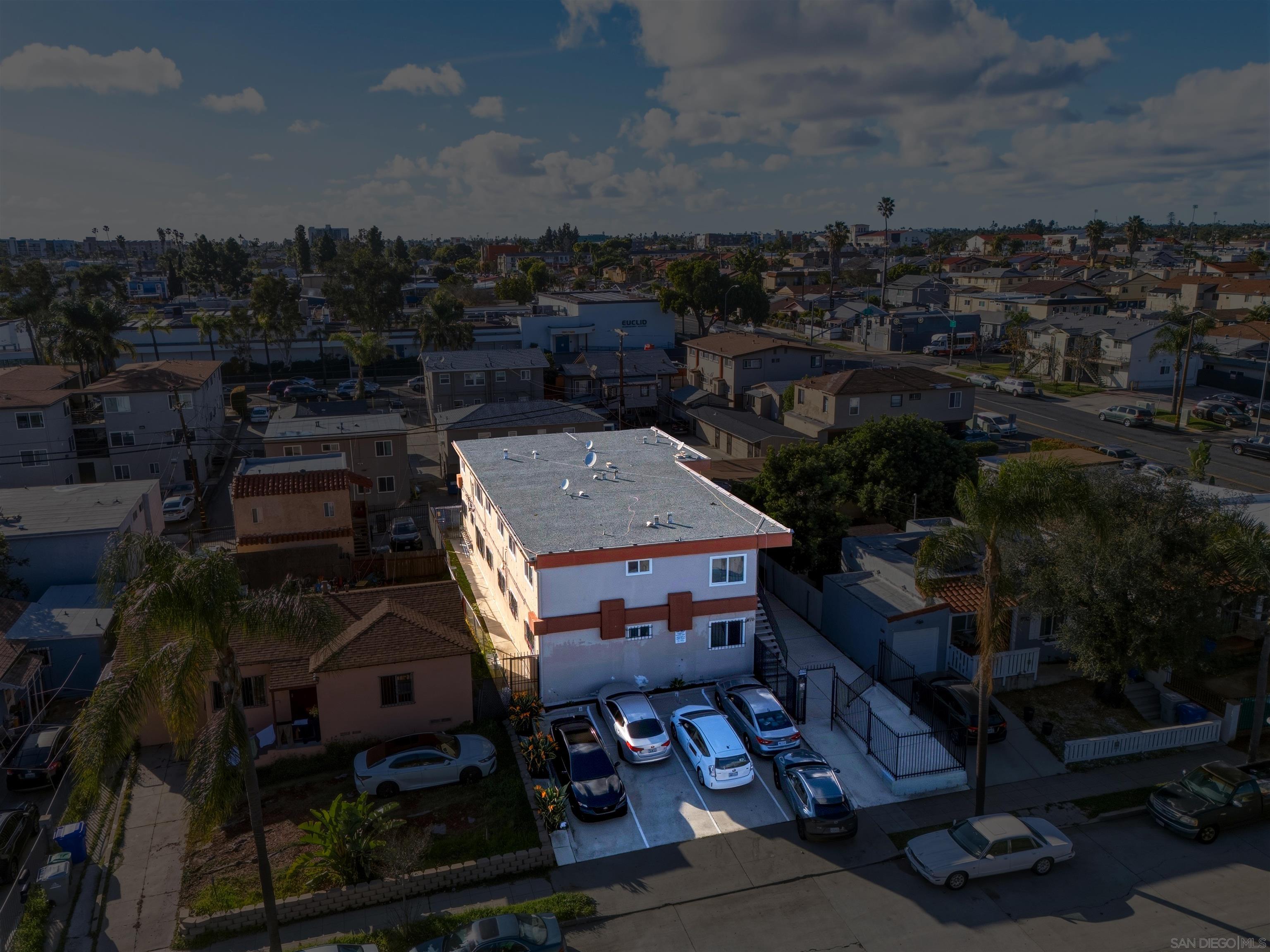 Detail Gallery Image 6 of 15 For 4170 N 48th Street, San Diego,  CA 92105 - – Beds | – Baths