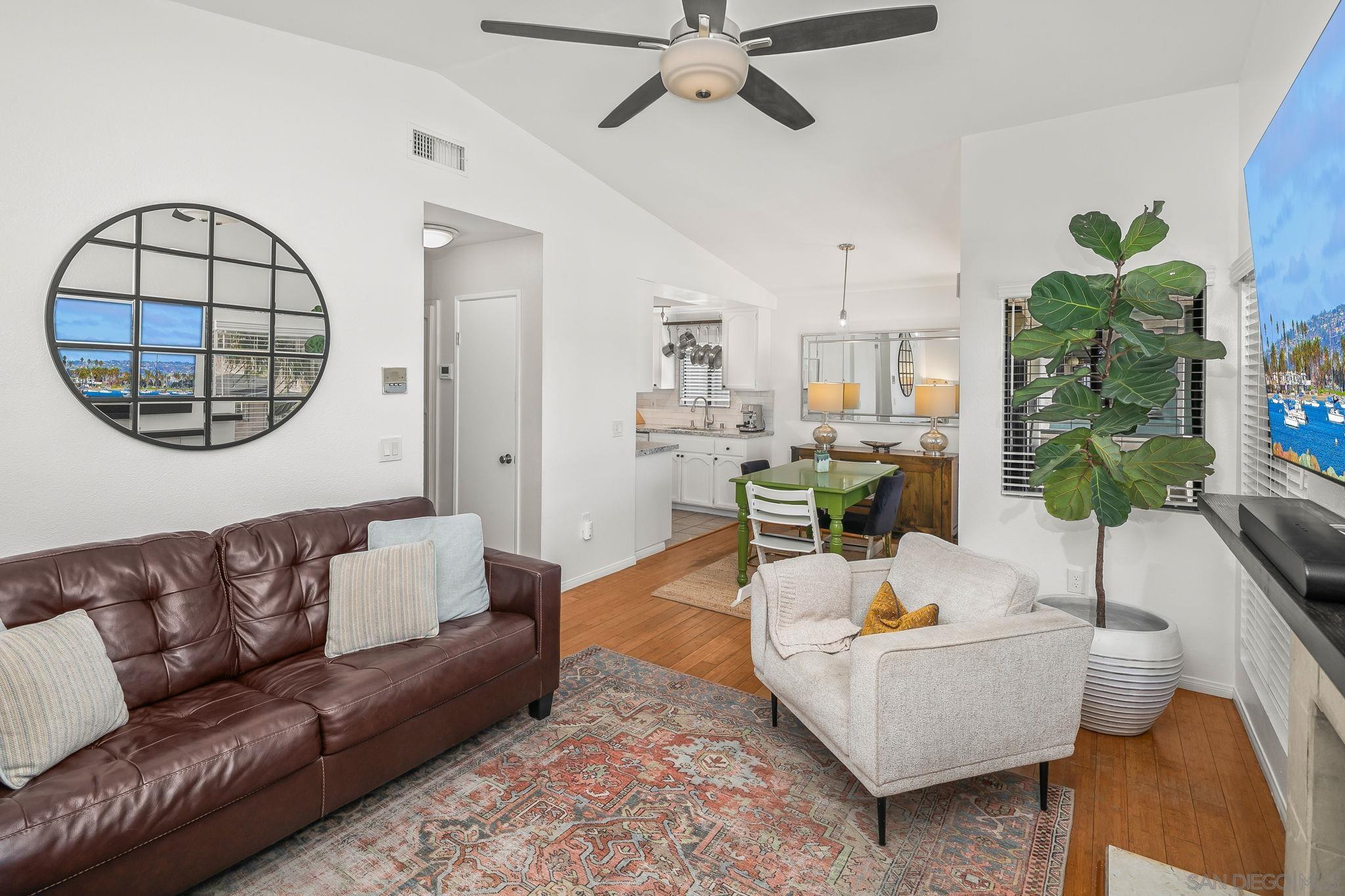 Detail Gallery Image 12 of 43 For 4375  Van Dyke Avenue  #1,  San Diego,  CA 92105 - 2 Beds | 2 Baths