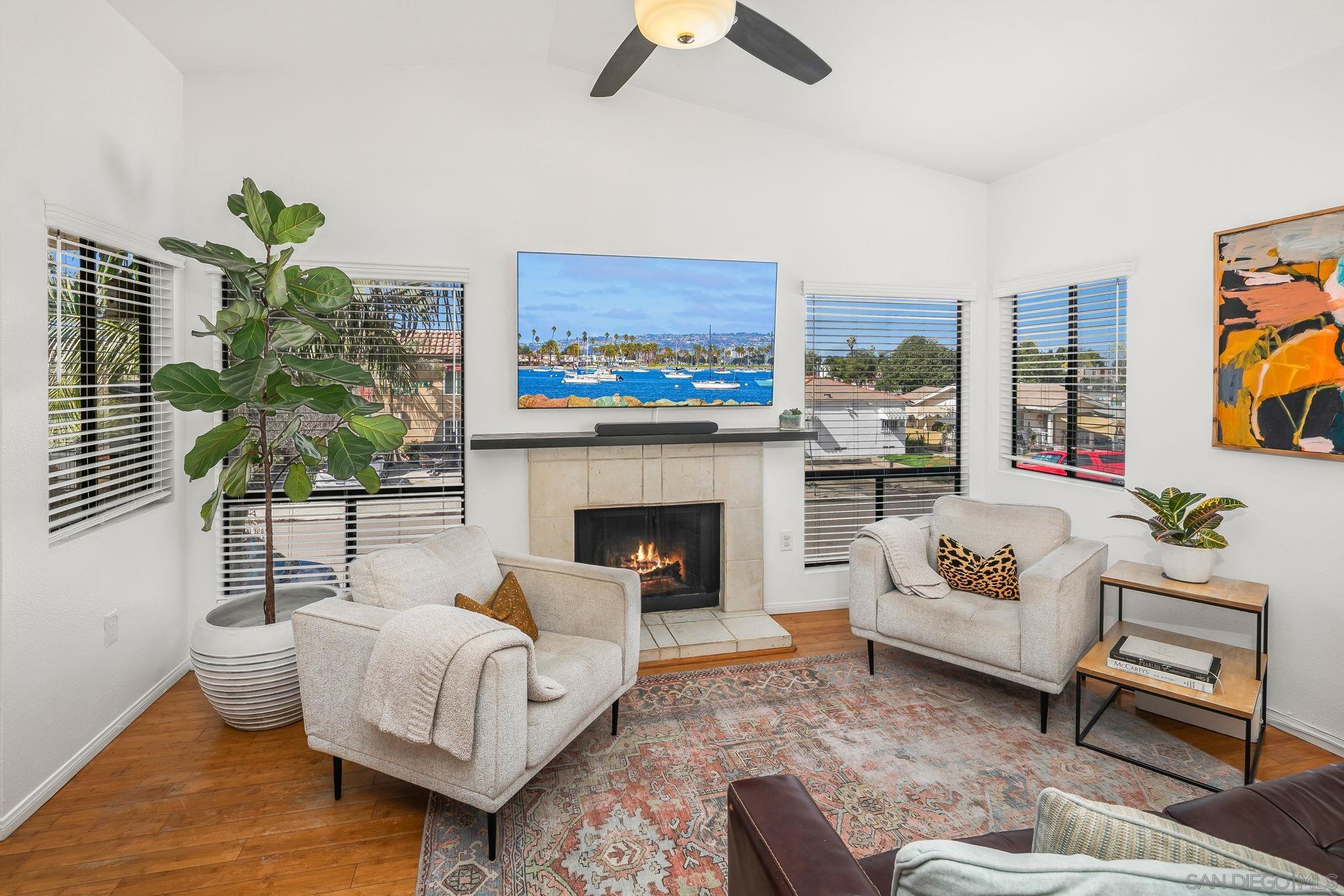 Detail Gallery Image 10 of 43 For 4375  Van Dyke Avenue  #1,  San Diego,  CA 92105 - 2 Beds | 2 Baths