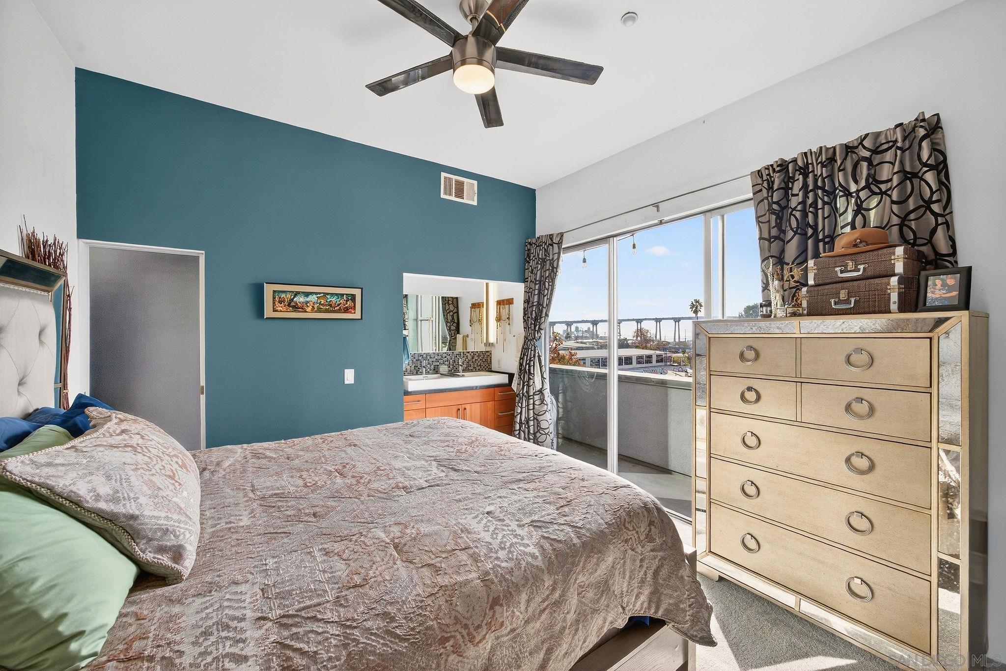 Detail Gallery Image 14 of 44 For 1712  National Ave, San Diego,  CA 92113 - 4 Beds | 3/1 Baths