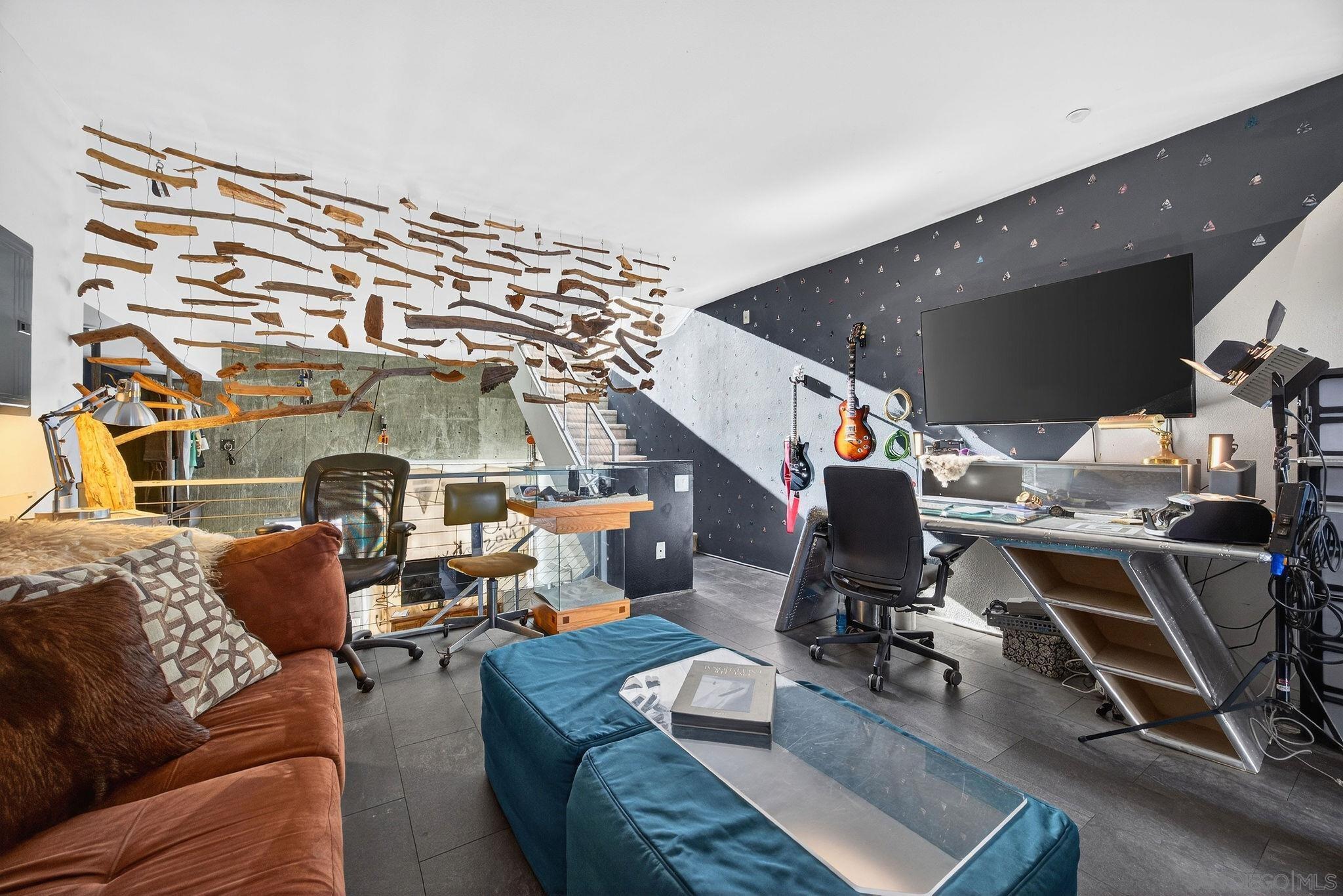 Detail Gallery Image 9 of 44 For 1712  National Ave, San Diego,  CA 92113 - 4 Beds | 3/1 Baths