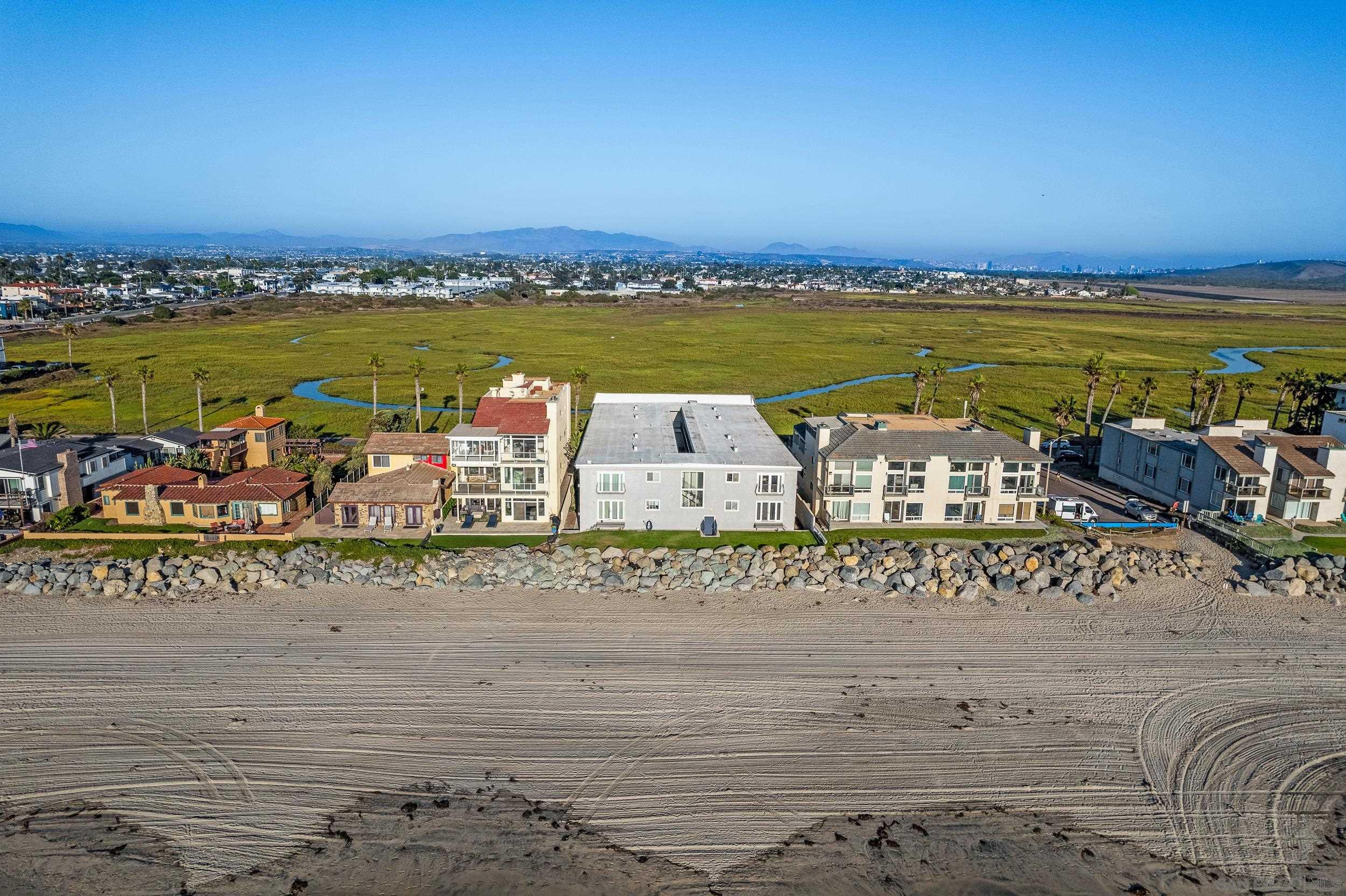 Detail Gallery Image 34 of 40 For 1220  Seacoast Dr.  #15,  Imperial Beach,  CA 91932 - 2 Beds | 1 Baths