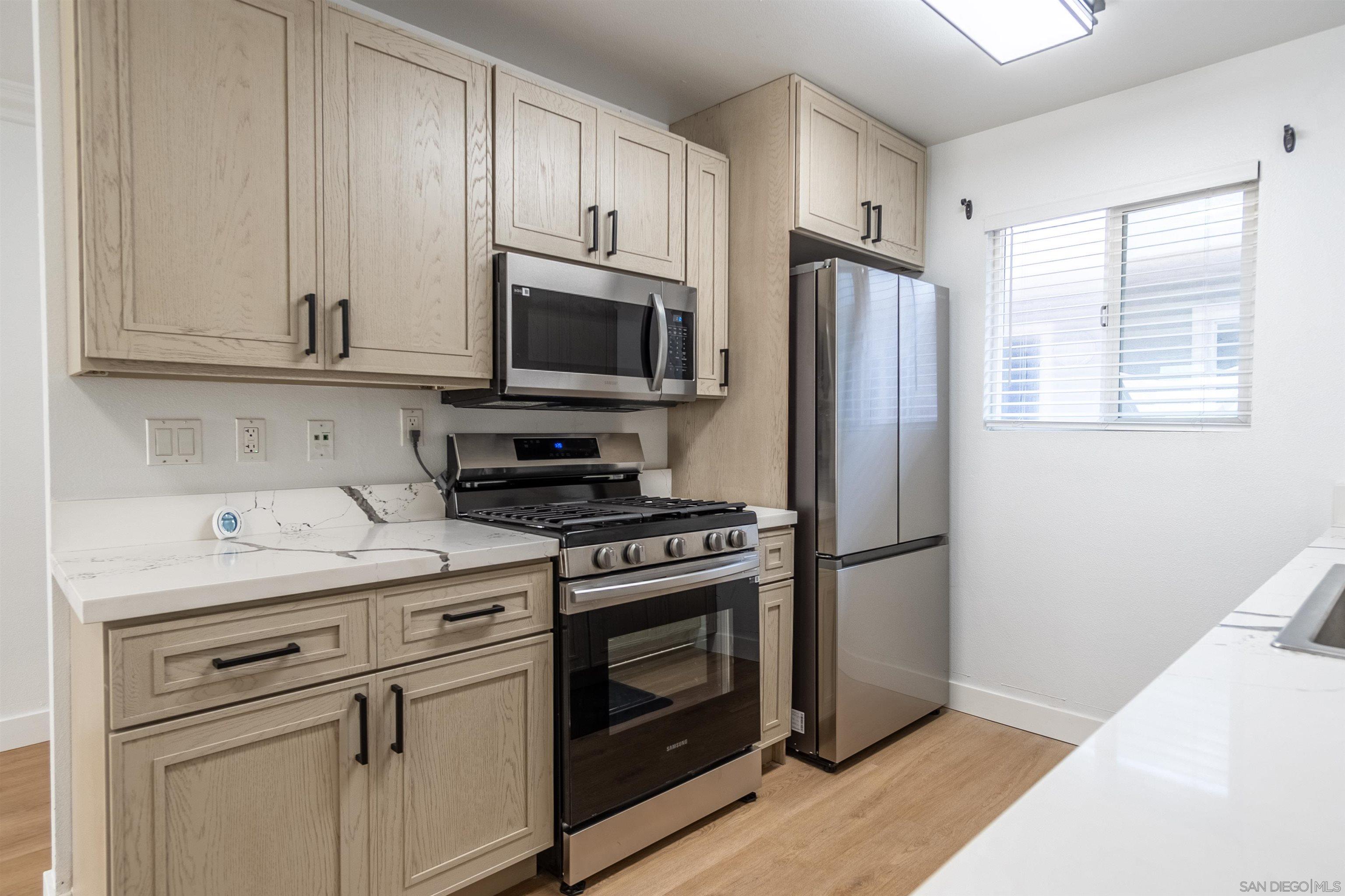 Detail Gallery Image 10 of 40 For 1220  Seacoast Dr.  #15,  Imperial Beach,  CA 91932 - 2 Beds | 1 Baths