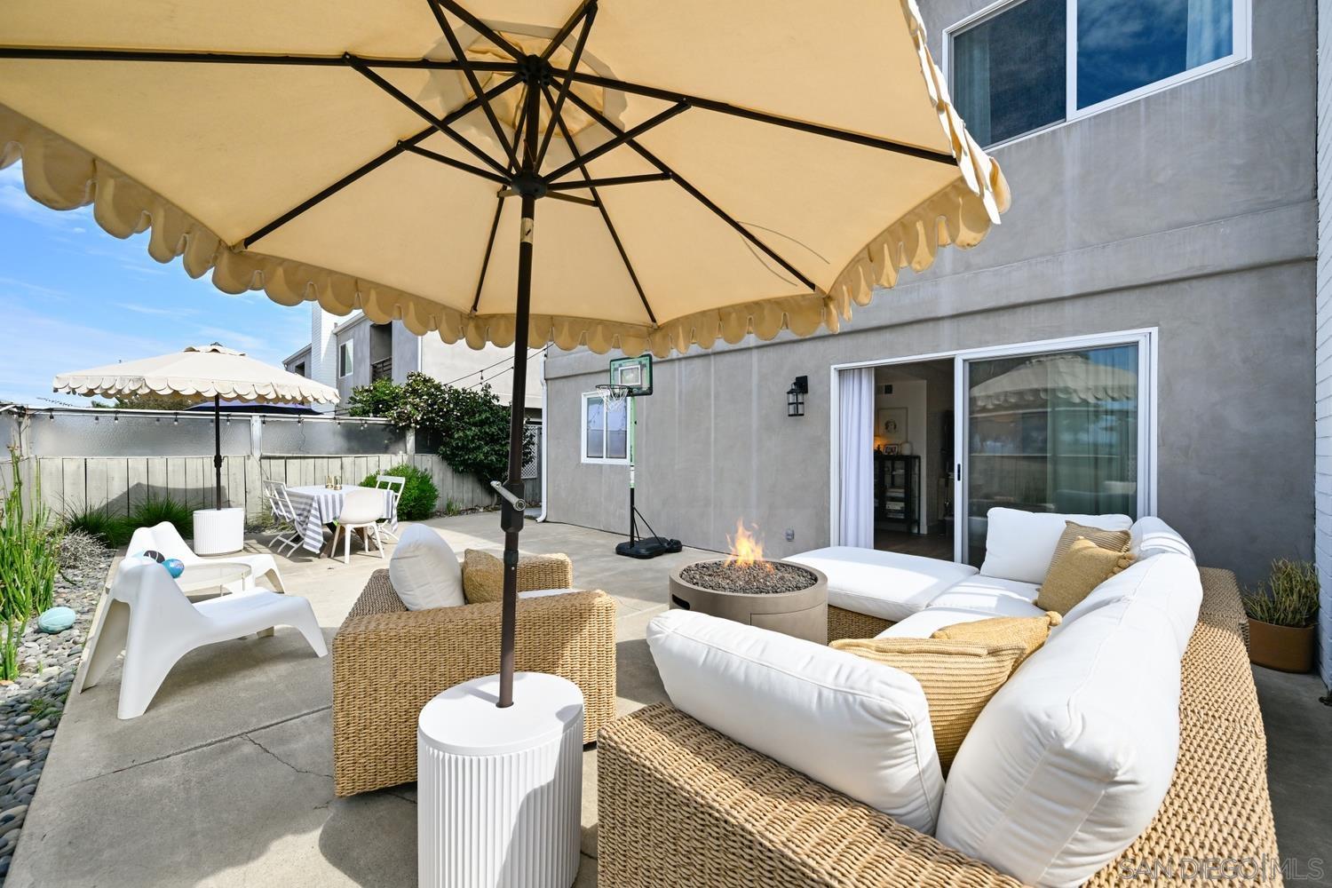 Detail Gallery Image 17 of 42 For 533  Camino Del Mar, Del Mar,  CA 92014 - 2 Beds | 2/1 Baths