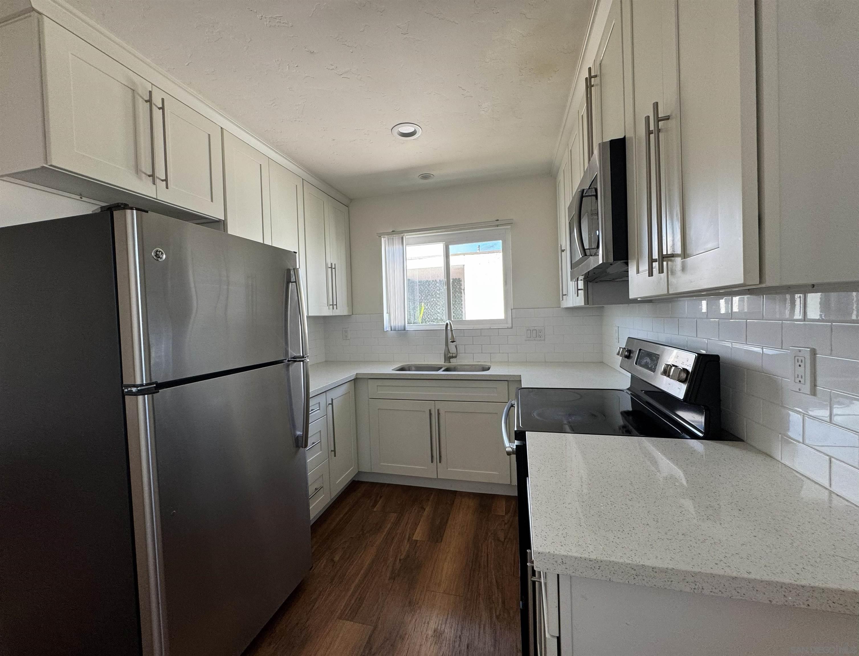 Detail Gallery Image 2 of 15 For 3222  Collier Ave., San Diego,  CA 92116 - 2 Beds | 1 Baths