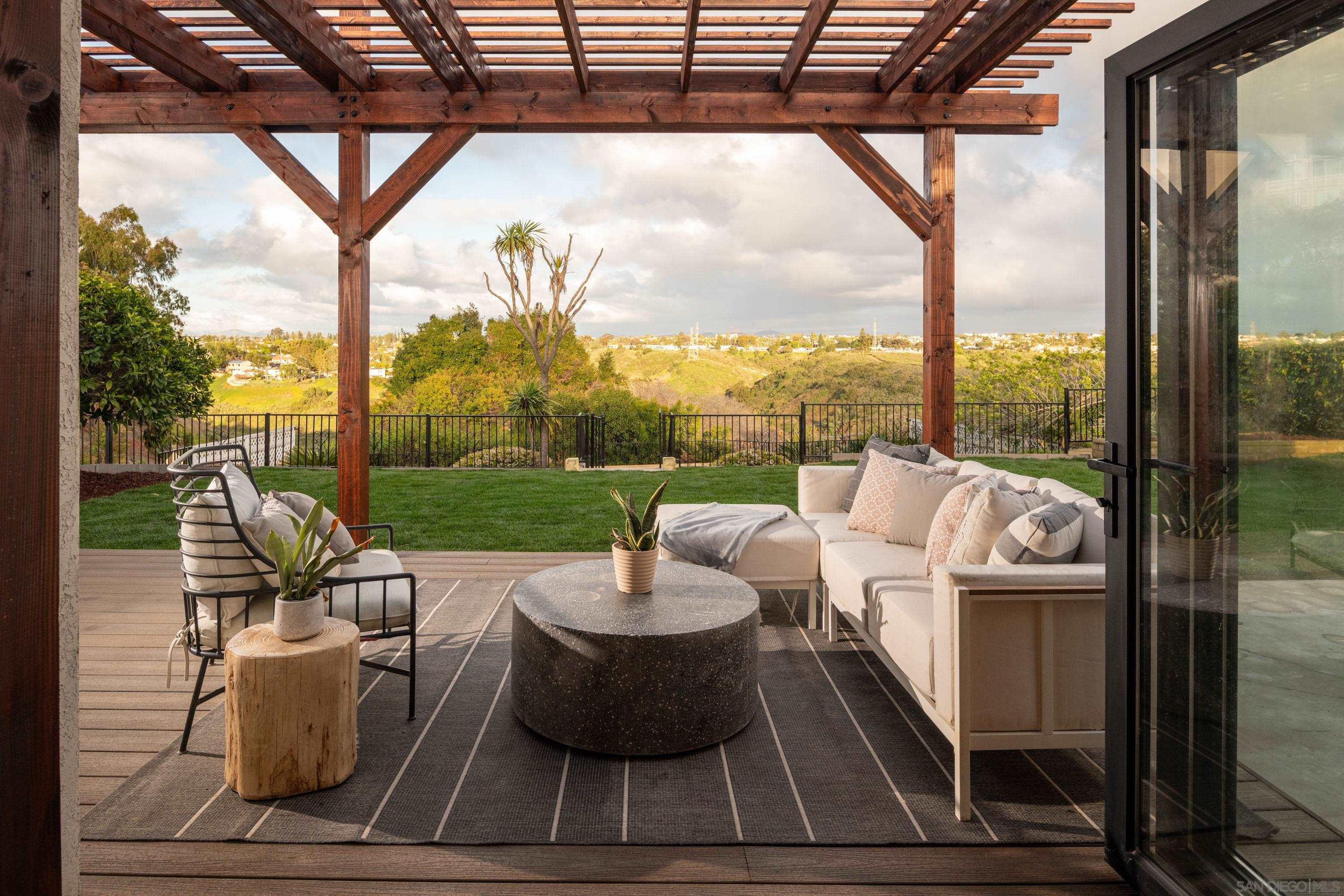 Front Image Thumbnail for SD260004030