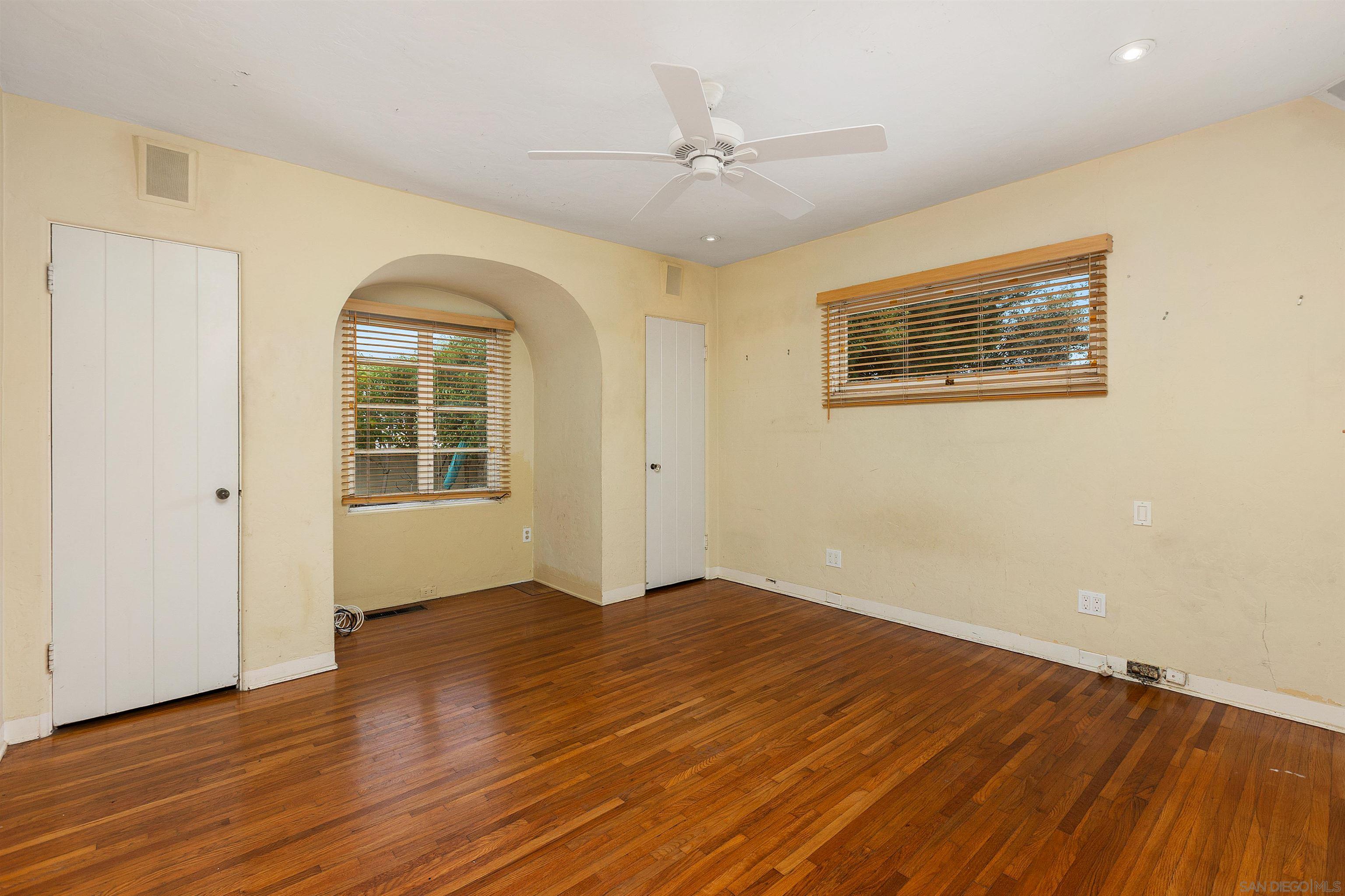 Detail Gallery Image 12 of 47 For 2219  La Callecita, San Diego,  CA 92103 - 3 Beds | 1/1 Baths