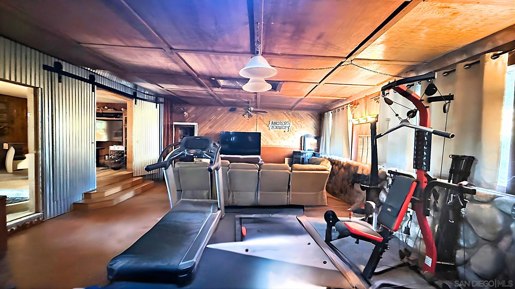 Detail Gallery Image 7 of 8 For 11041  Summit Ave, Santee,  CA 92071 - – Beds | – Baths