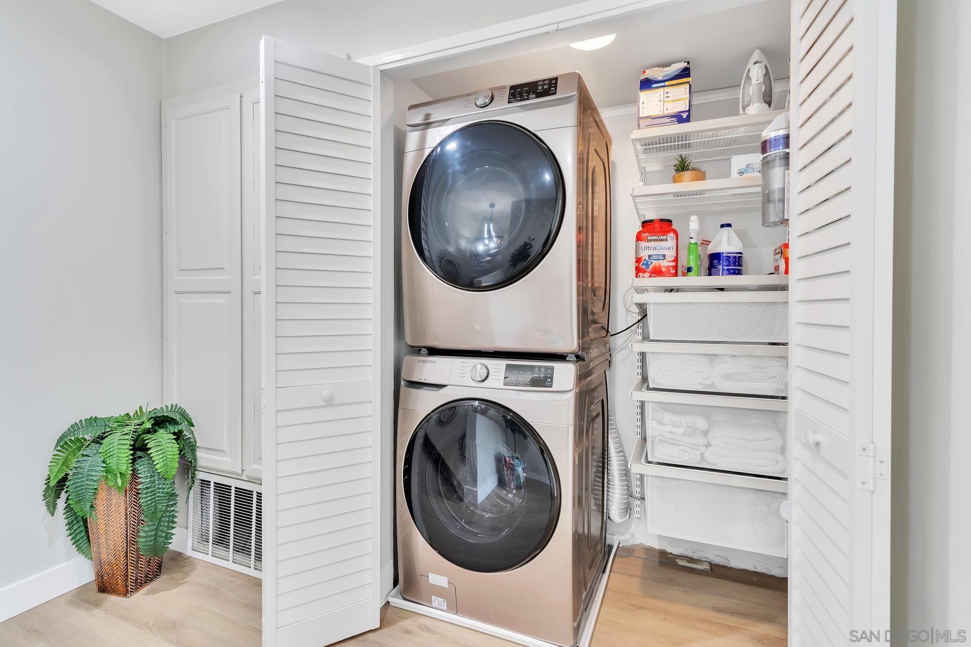 Detail Gallery Image 21 of 44 For 50  Montego Ct, Coronado,  CA 92118 - 3 Beds | 3 Baths