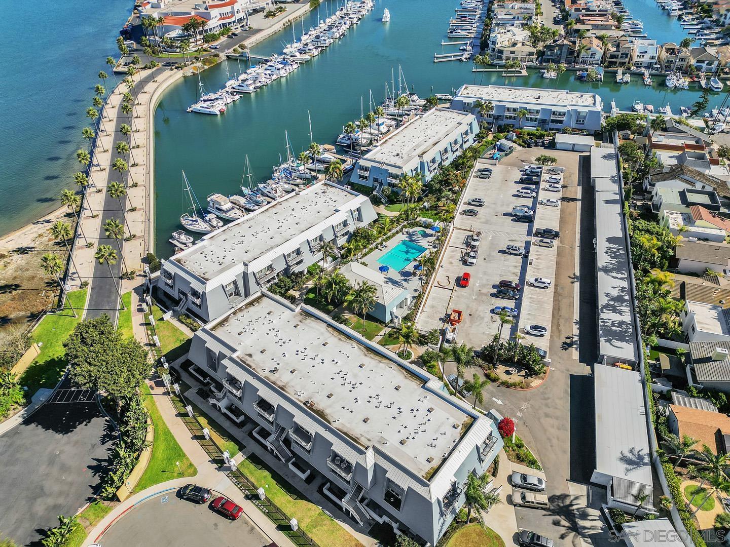 Detail Gallery Image 40 of 44 For 50  Montego Ct, Coronado,  CA 92118 - 3 Beds | 3 Baths