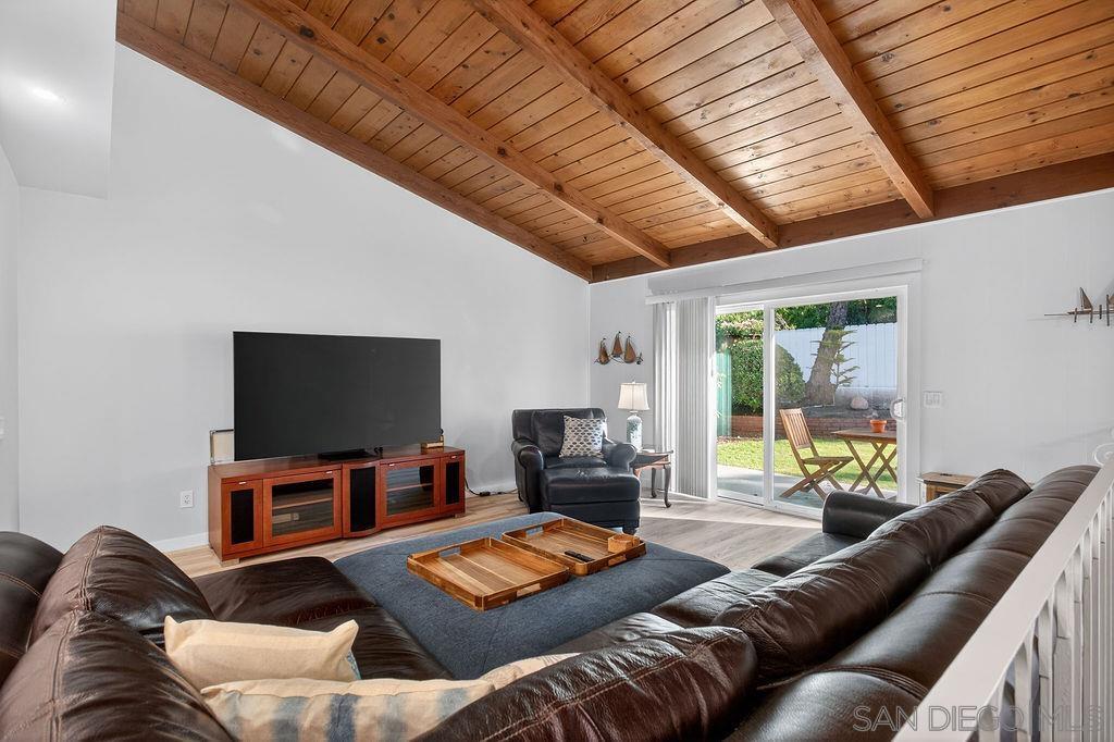 Detail Gallery Image 18 of 44 For 5349  Vickie Dr, San Diego,  CA 92109 - 4 Beds | 2/1 Baths