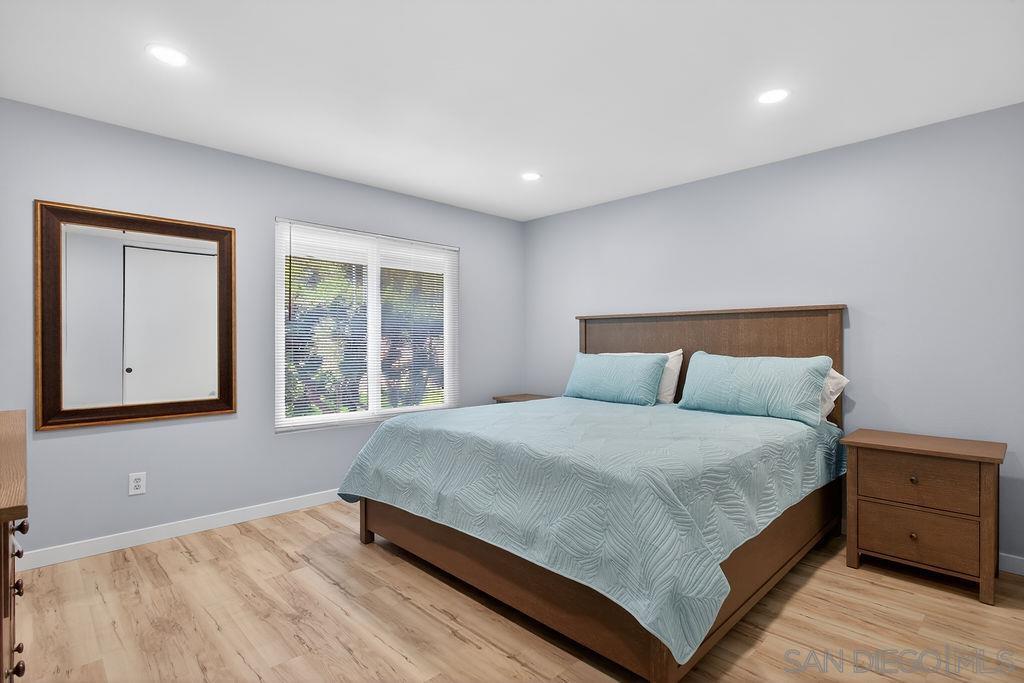 Detail Gallery Image 23 of 44 For 5349  Vickie Dr, San Diego,  CA 92109 - 4 Beds | 2/1 Baths