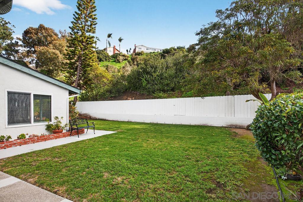 Detail Gallery Image 29 of 44 For 5349  Vickie Dr, San Diego,  CA 92109 - 4 Beds | 2/1 Baths