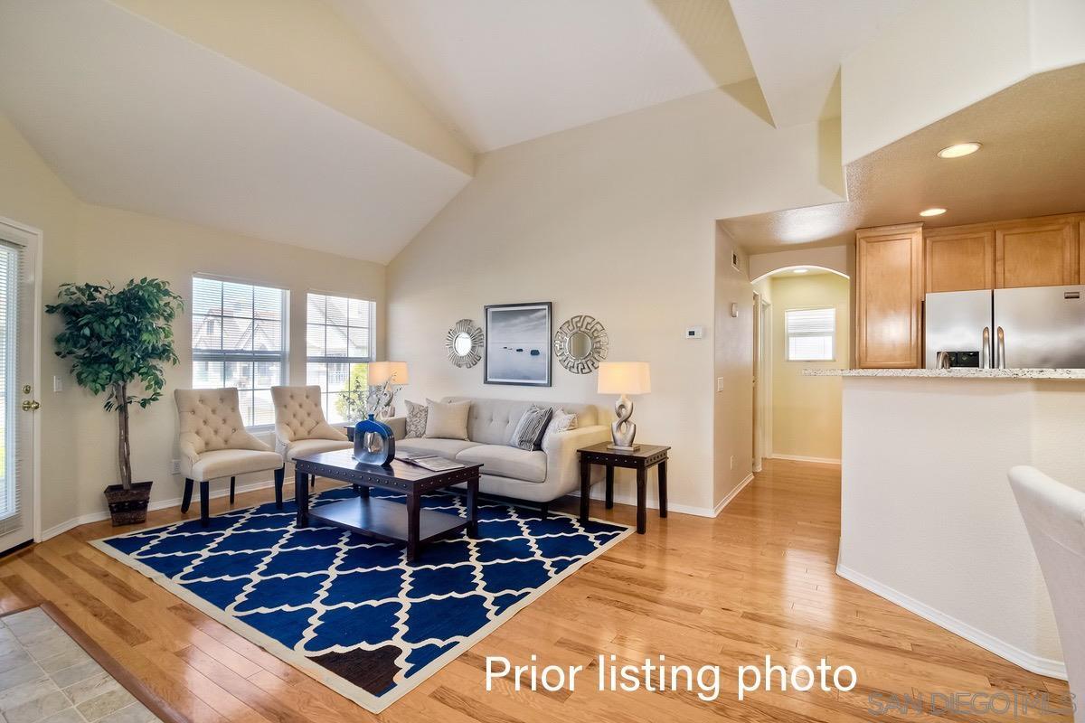 Detail Gallery Image 2 of 28 For 11918  Cypress Canyon Rd  1, San Diego,  CA 92131 - 2 Beds | 2 Baths