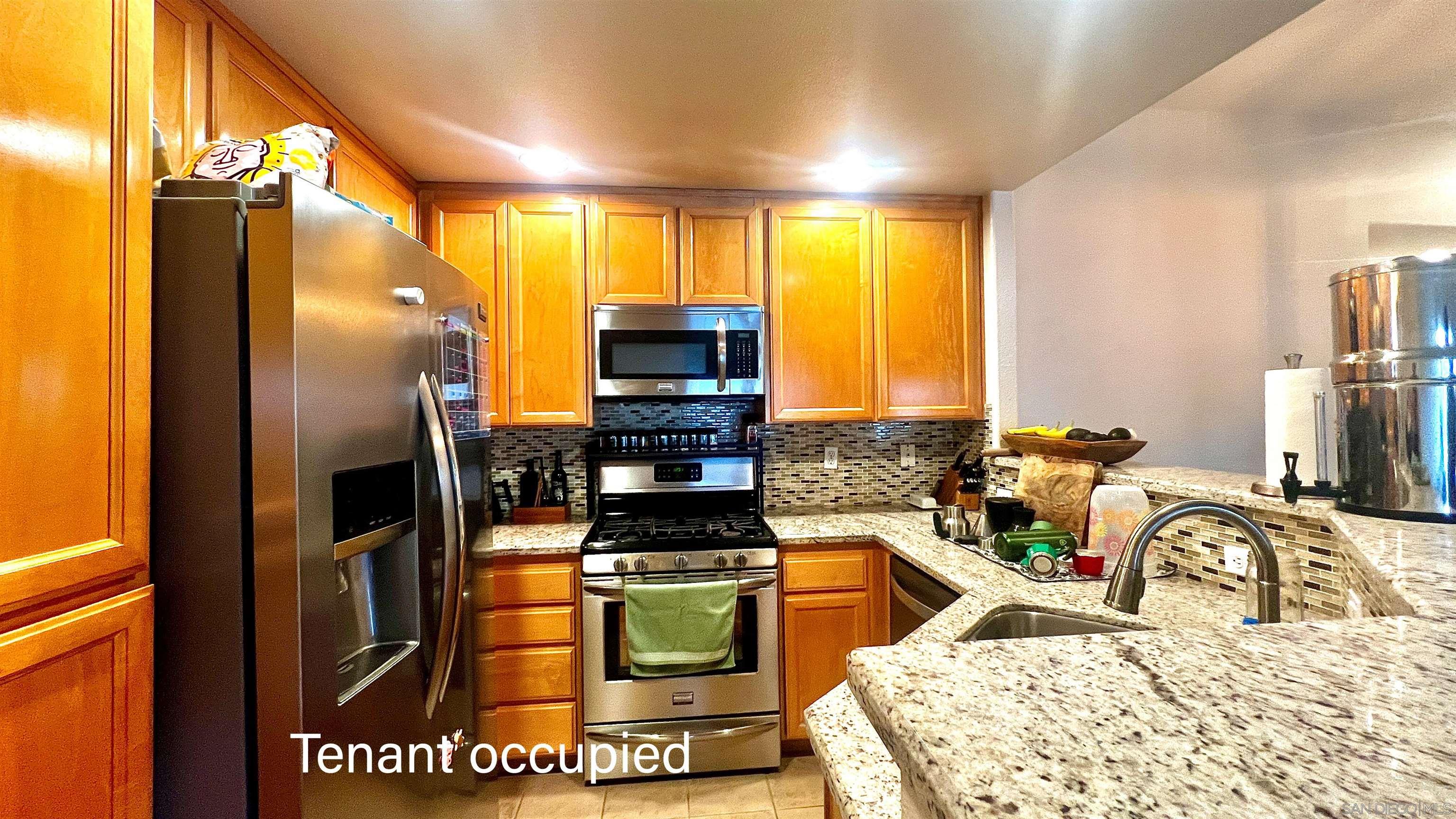 Detail Gallery Image 21 of 28 For 11918  Cypress Canyon Rd  1, San Diego,  CA 92131 - 2 Beds | 2 Baths