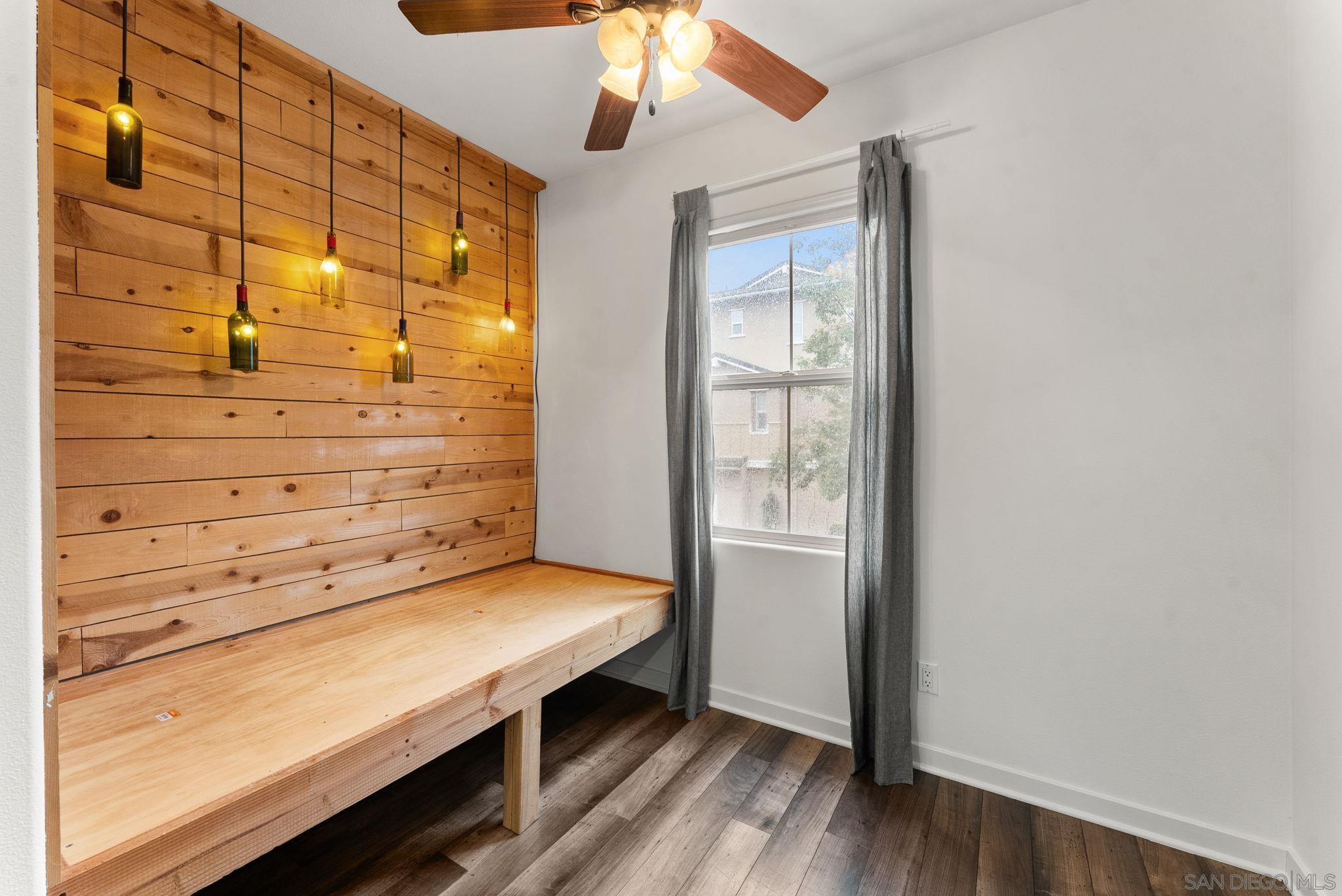 Detail Gallery Image 12 of 36 For 2188  Cosmo Way, San Marcos,  CA 92078 - 3 Beds | 2/1 Baths