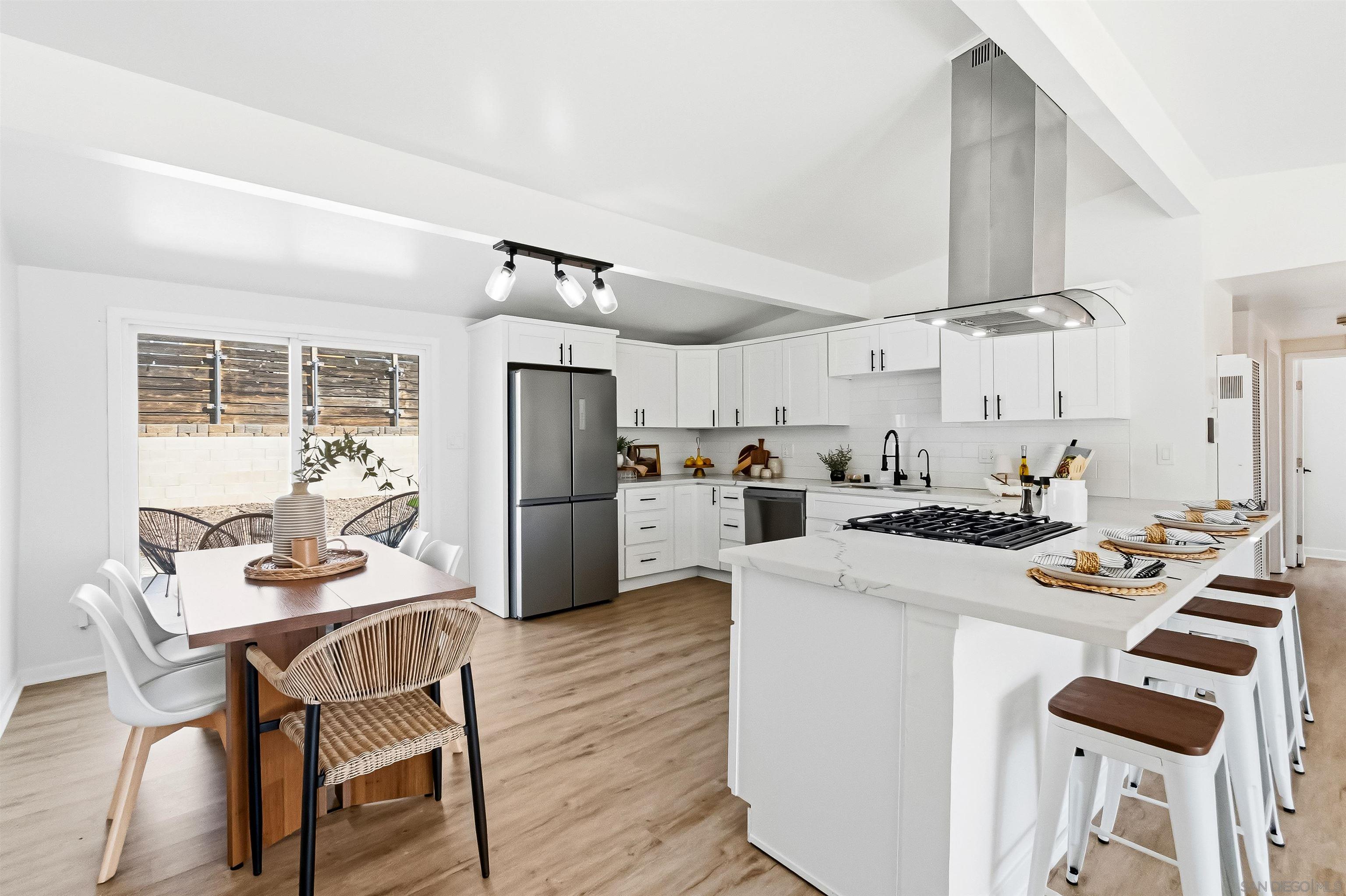 Detail Gallery Image 6 of 29 For 9844  Arapaho St, Spring Valley,  CA 91977 - 3 Beds | 2 Baths