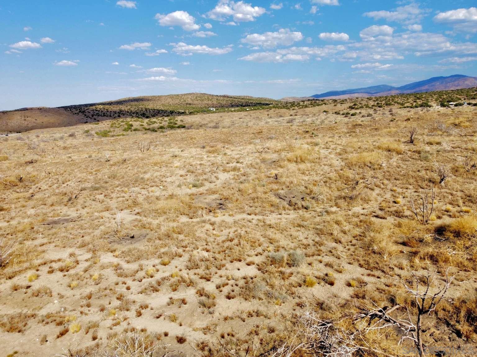 Detail Gallery Image 4 of 45 For , Littlerock,  CA 93543 - – Beds | – Baths