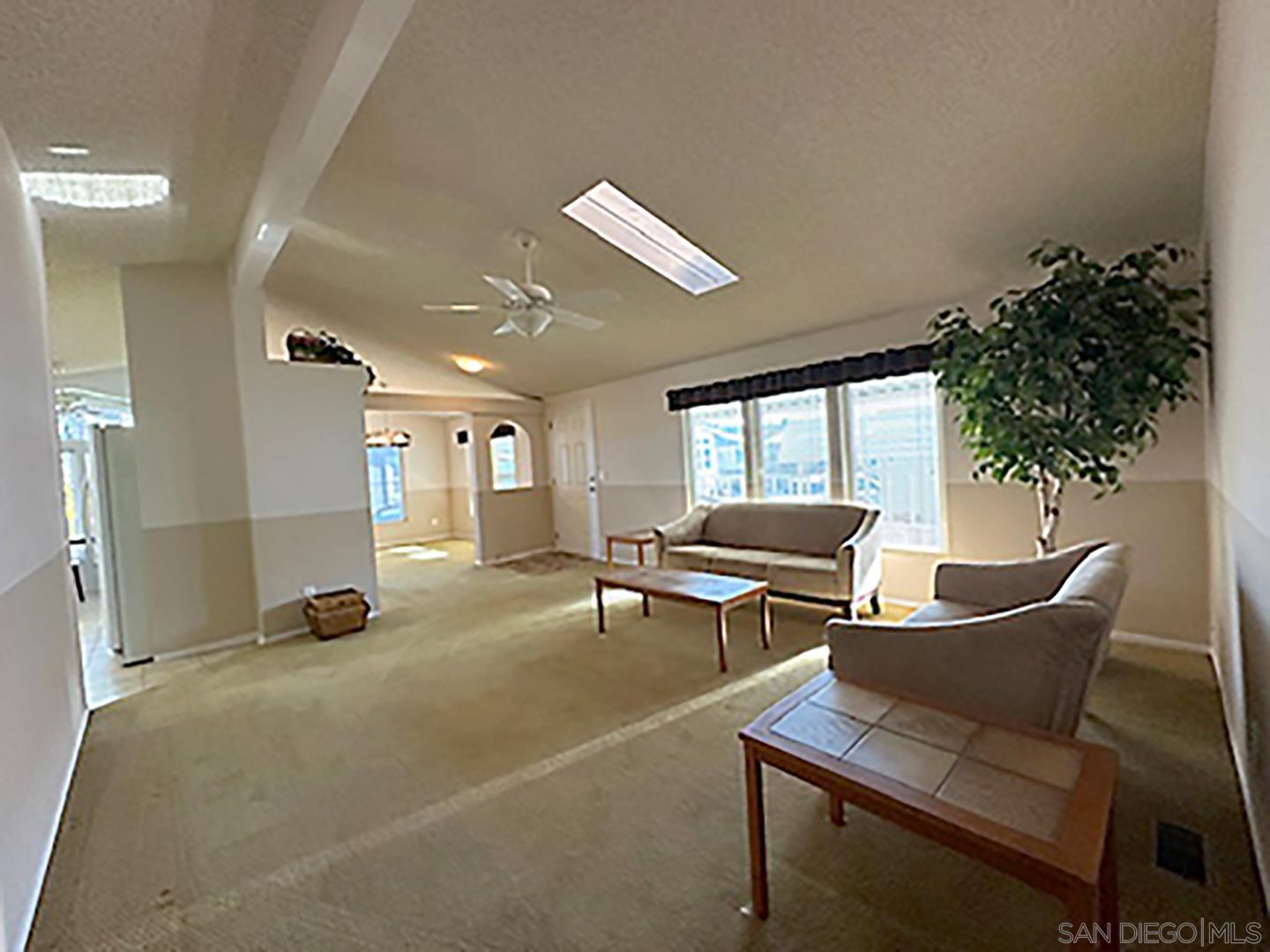 Front Image Thumbnail for SD260004055