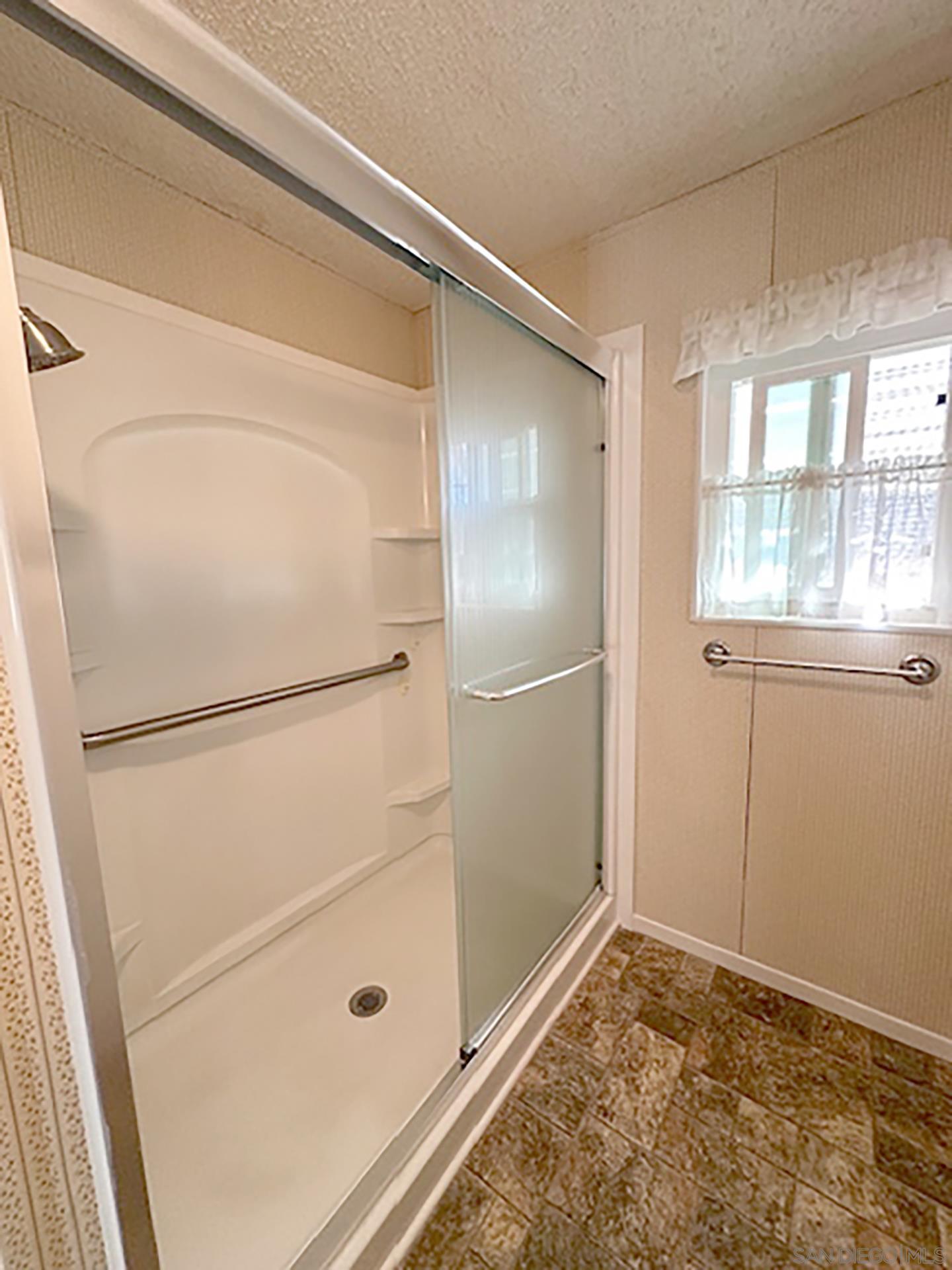 Detail Gallery Image 9 of 16 For 3462  Don Ortega Drive, Carlsbad,  CA 92010 - 3 Beds | 2 Baths