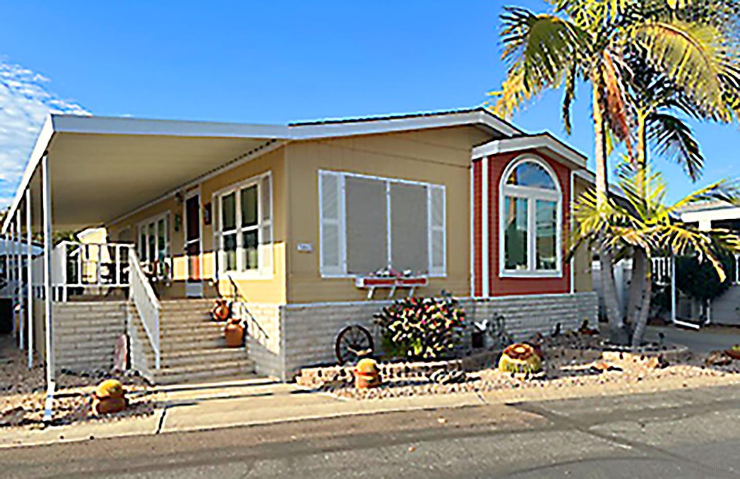 Detail Gallery Image 10 of 16 For 3462  Don Ortega Drive, Carlsbad,  CA 92010 - 3 Beds | 2 Baths