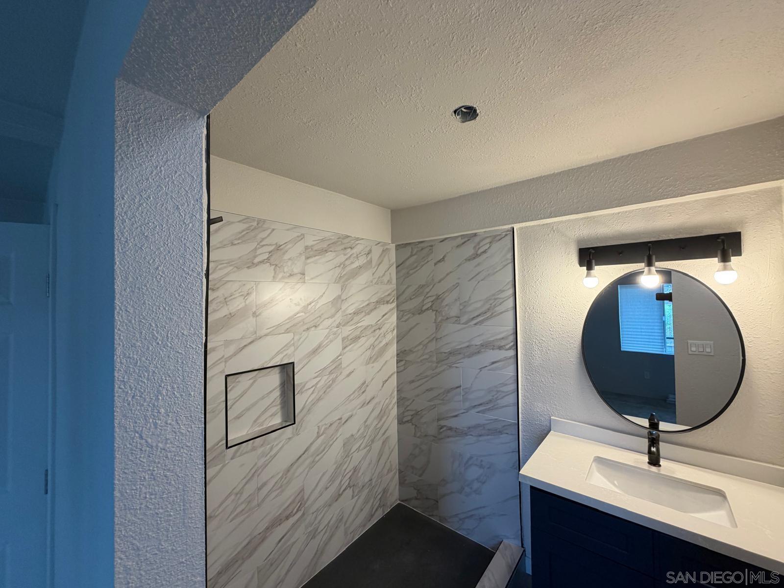 Detail Gallery Image 10 of 12 For 2959  Ridgeway Dr, National City,  CA 91950 - 3 Beds | 2 Baths