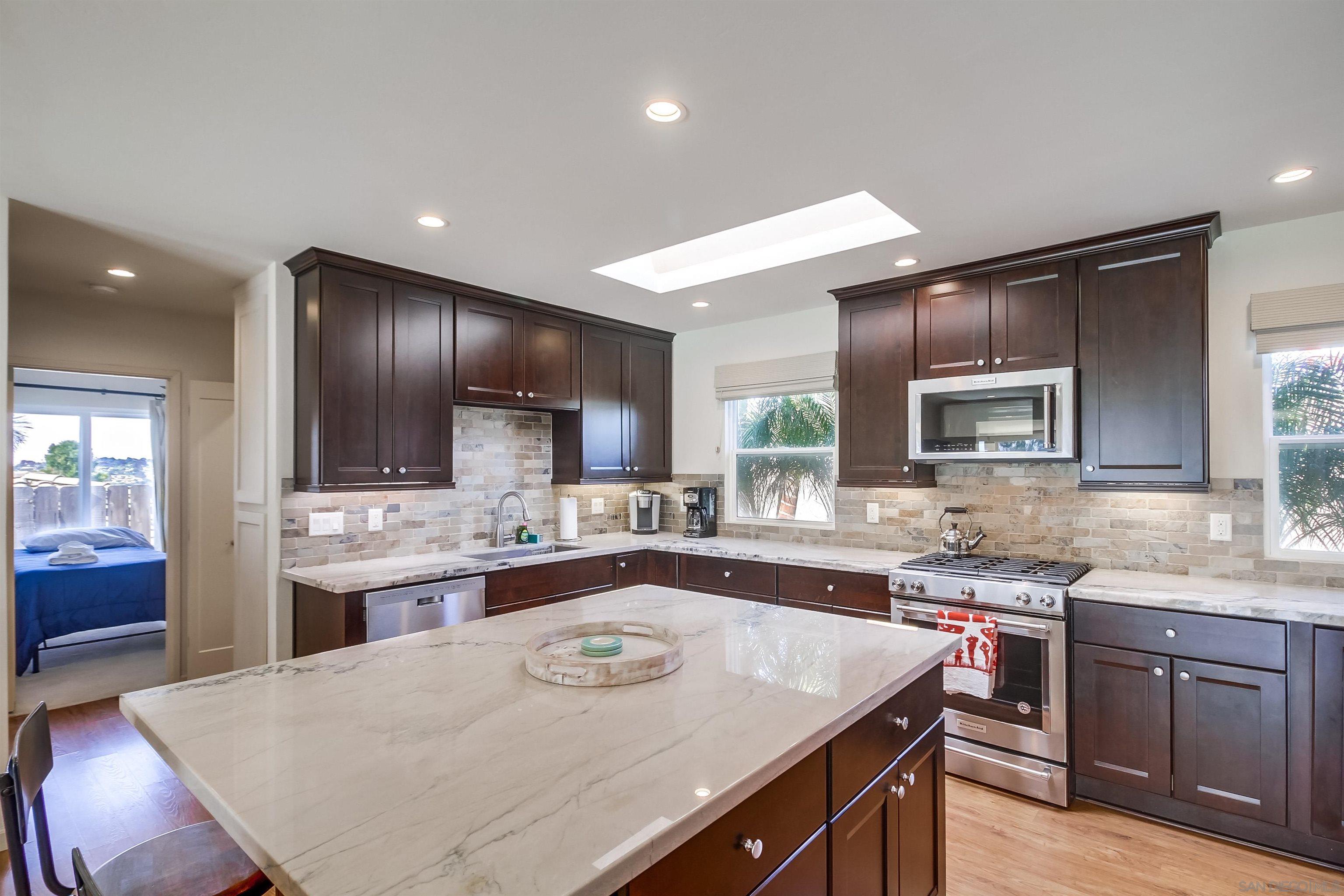 Detail Gallery Image 14 of 50 For 3727  Ticonderoga St, San Diego,  CA 92117 - 3 Beds | 1 Baths