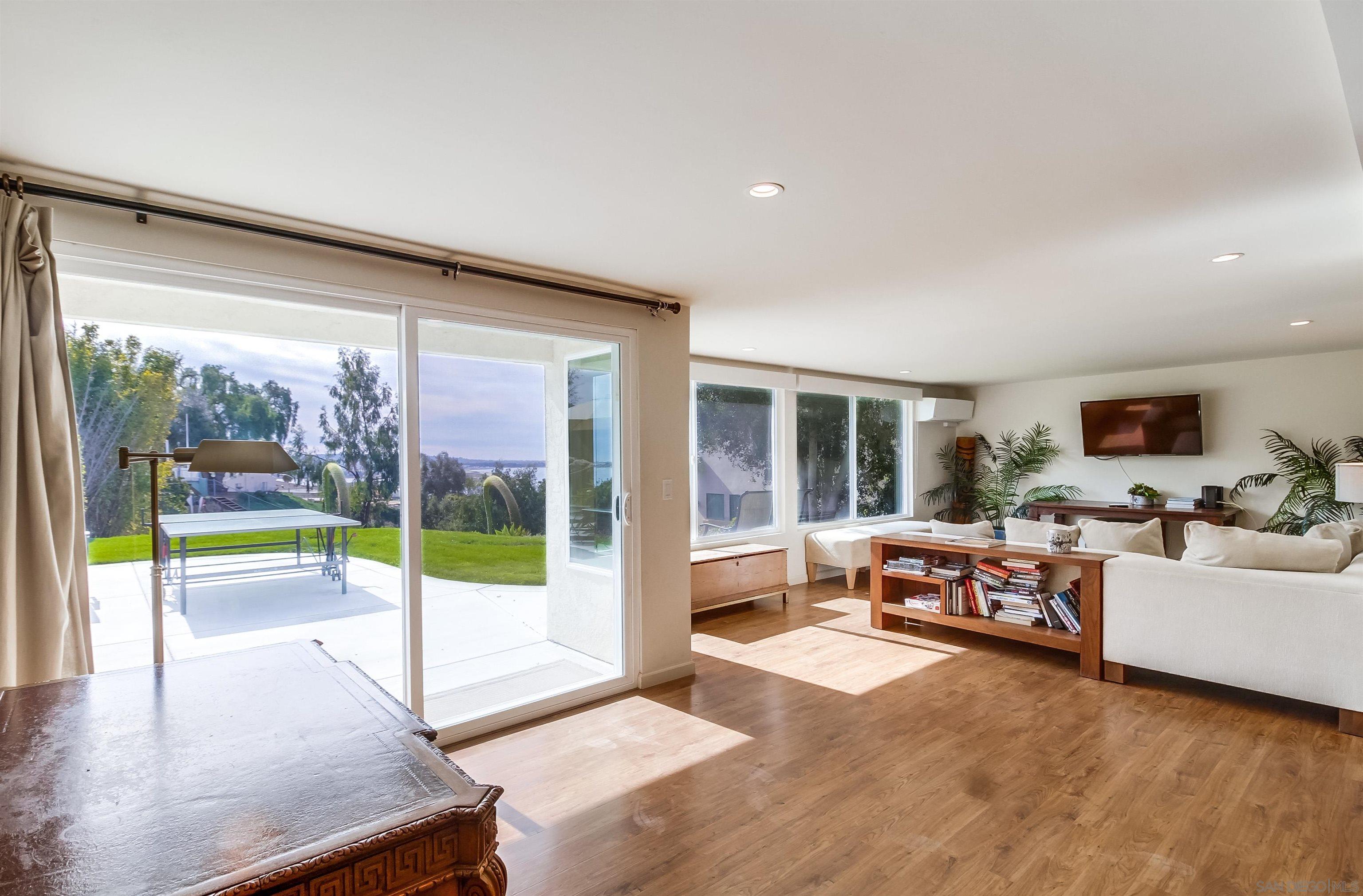 Detail Gallery Image 7 of 50 For 3727  Ticonderoga St, San Diego,  CA 92117 - 3 Beds | 1 Baths