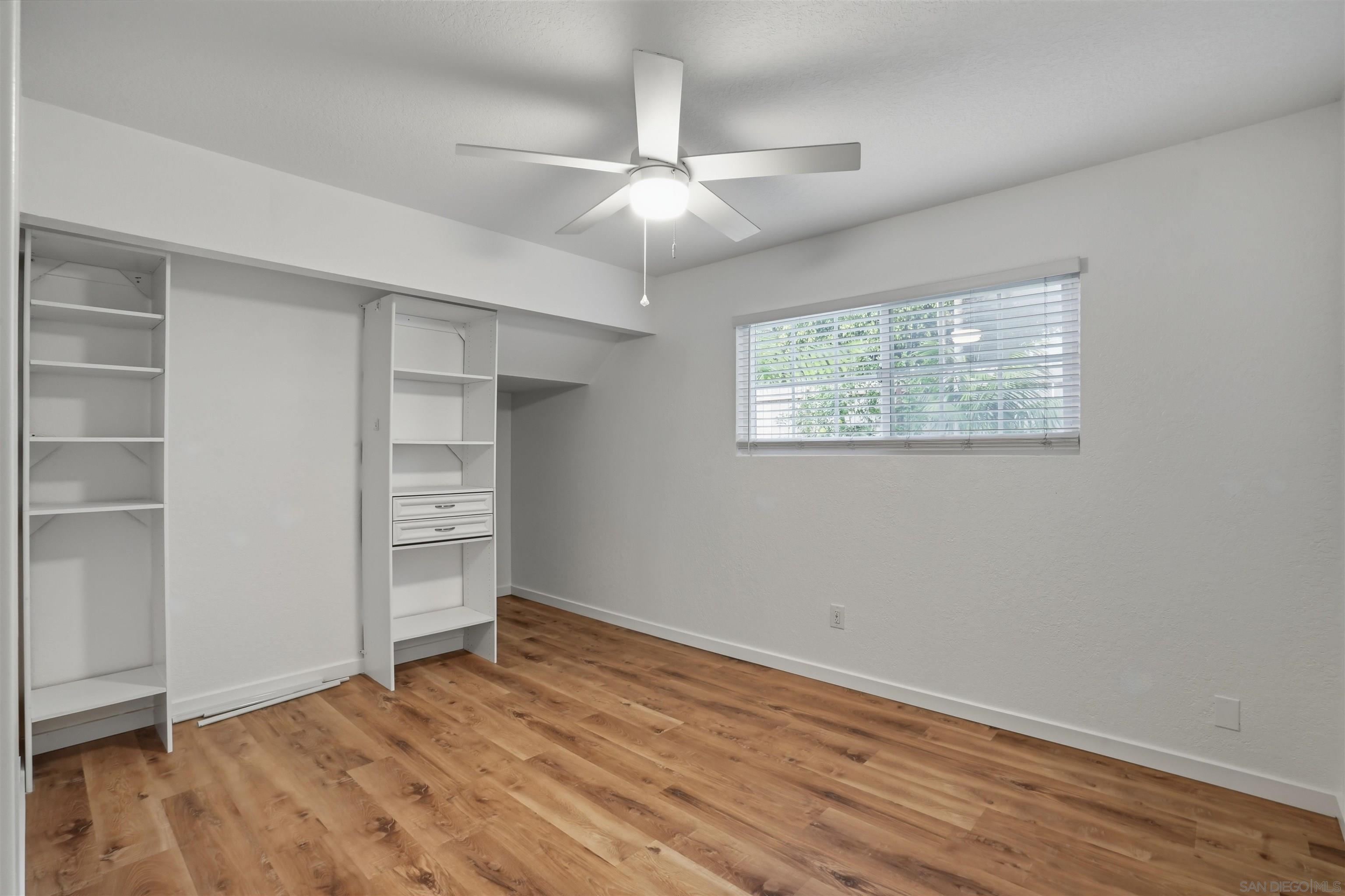 Detail Gallery Image 12 of 26 For 1806  Stewart St, Oceanside,  CA 92054 - 4 Beds | 3 Baths