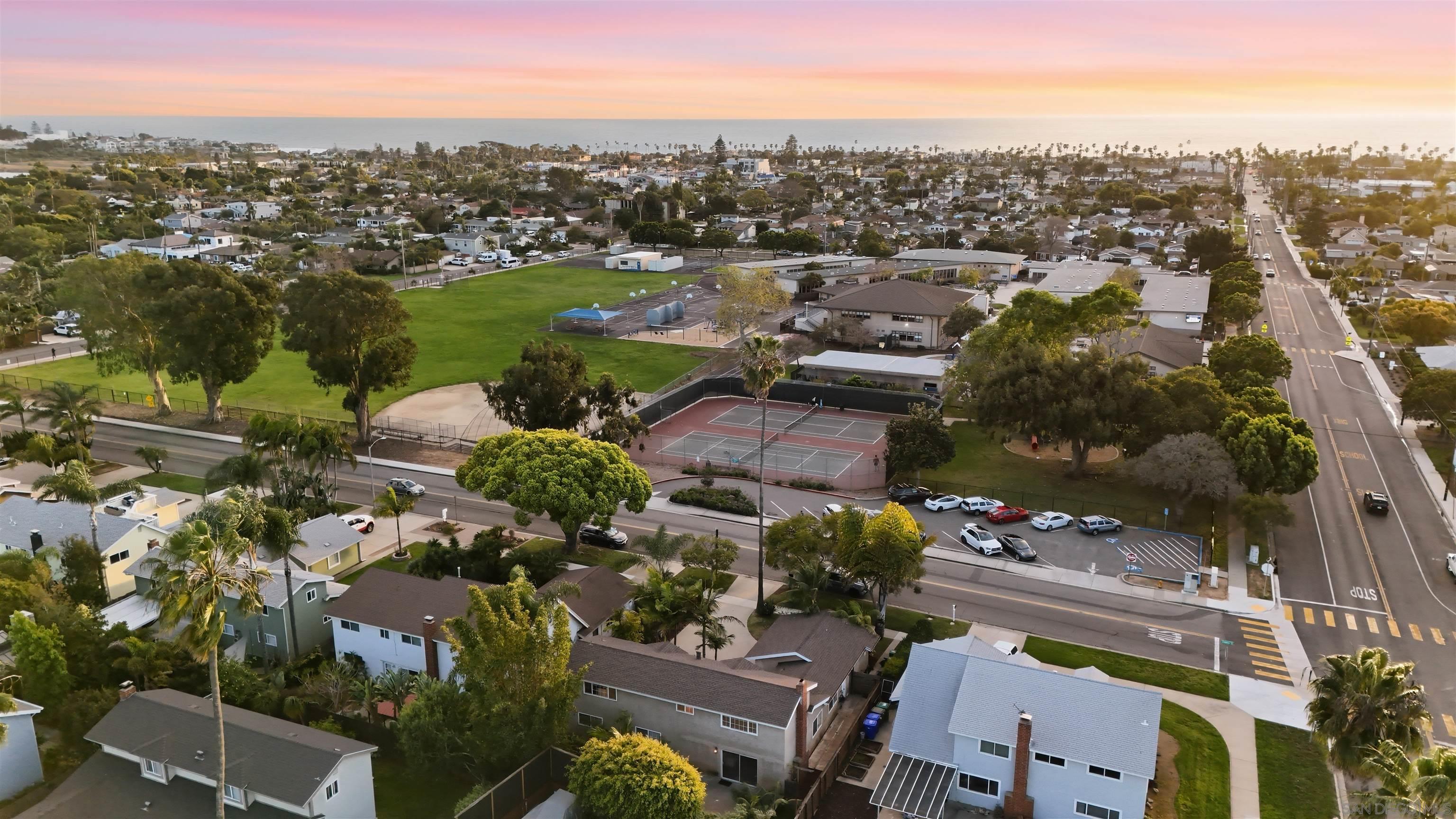 Detail Gallery Image 26 of 26 For 1806  Stewart St, Oceanside,  CA 92054 - 4 Beds | 3 Baths
