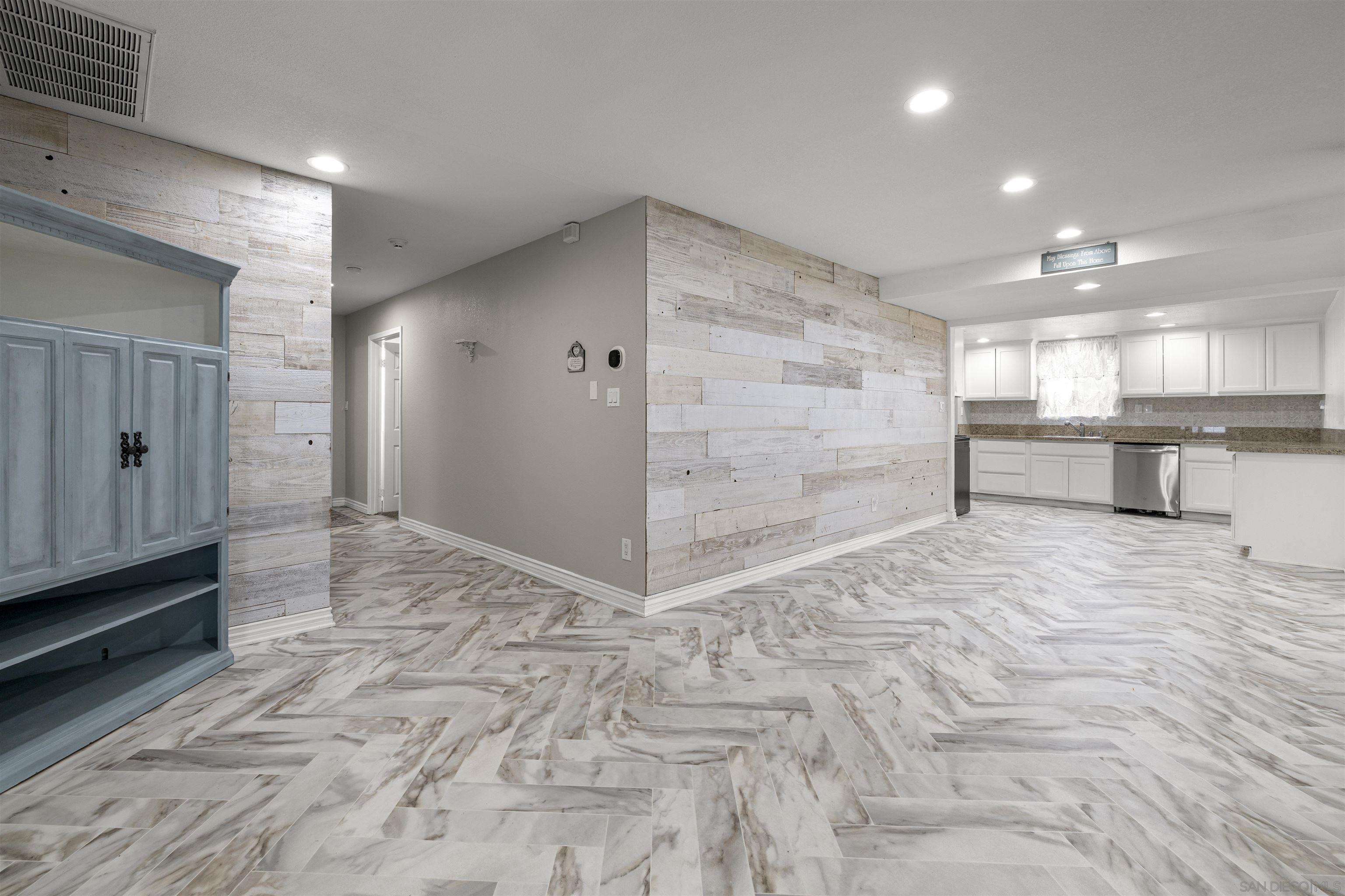 Detail Gallery Image 12 of 41 For 12730  8th St, Yucaipa,  CA 92399 - 4 Beds | 3 Baths