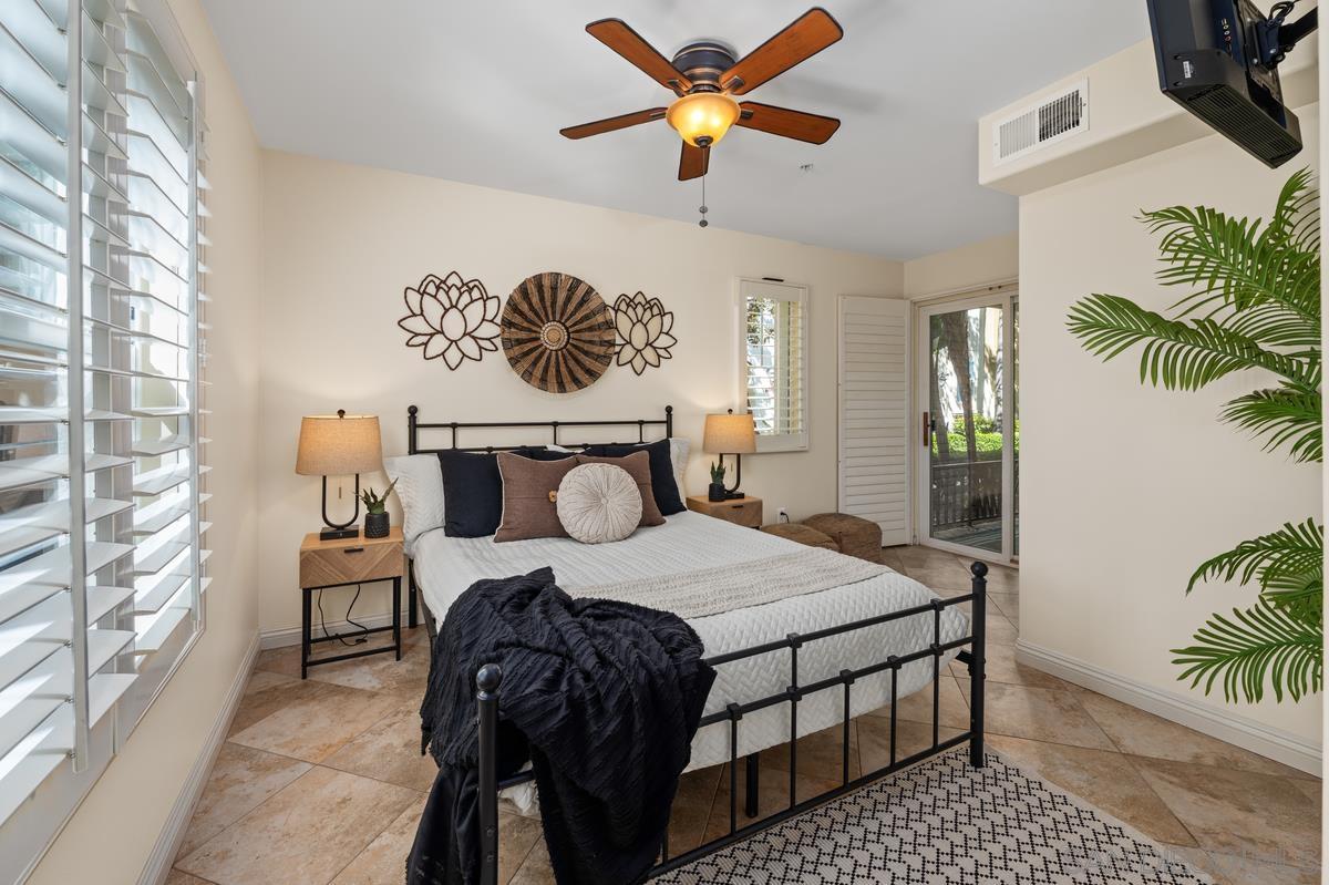 Detail Gallery Image 22 of 34 For 2760  Farragut  #109,  San Diego,  CA 92106 - 3 Beds | 3/1 Baths