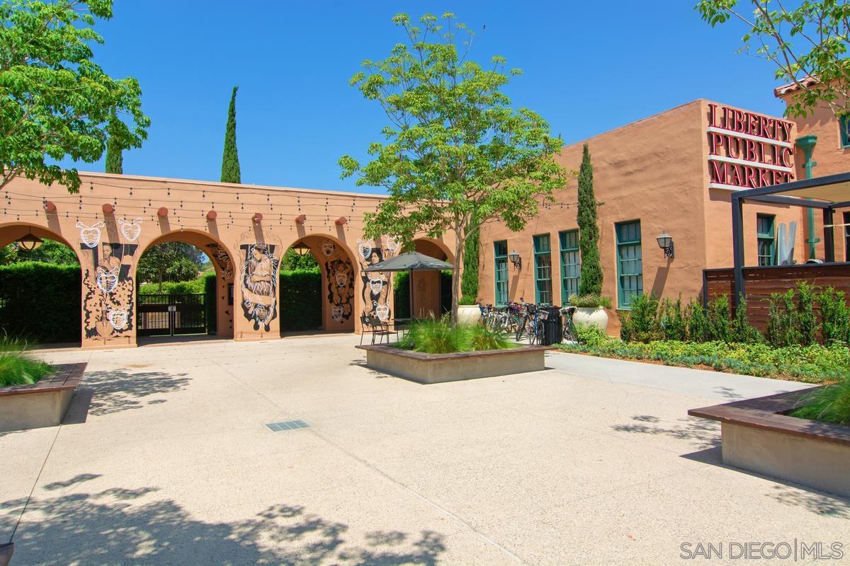 Detail Gallery Image 29 of 34 For 2760  Farragut  #109,  San Diego,  CA 92106 - 3 Beds | 3/1 Baths