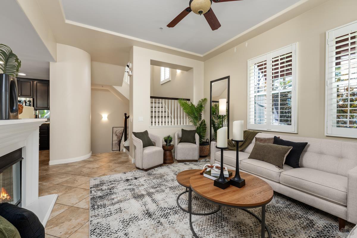 Detail Gallery Image 6 of 34 For 2760  Farragut  #109,  San Diego,  CA 92106 - 3 Beds | 3/1 Baths